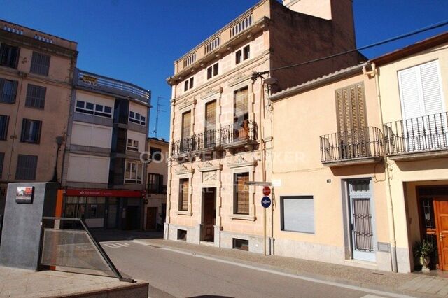 À vendre, propriété unique classée au centre de la municipalité de Llagostera
