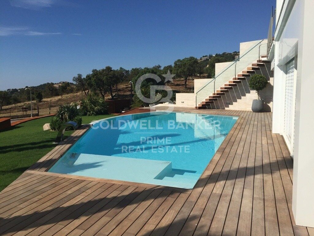 Luxury villa for sale with amazing sea views of Masnou, Platja d´Aro, Costa Brava