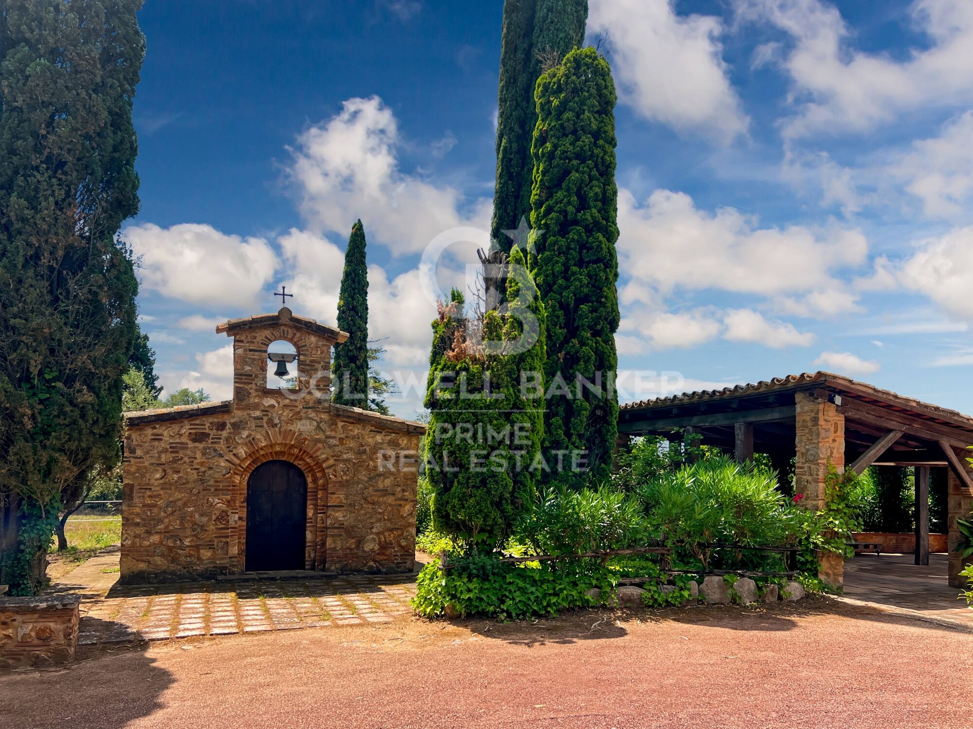 Finca rústica única junto al PGA Catalunya