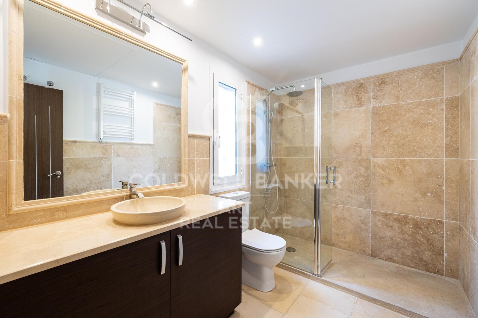 Elegante adosado en Brisas del Sur, Nueva Andalucía