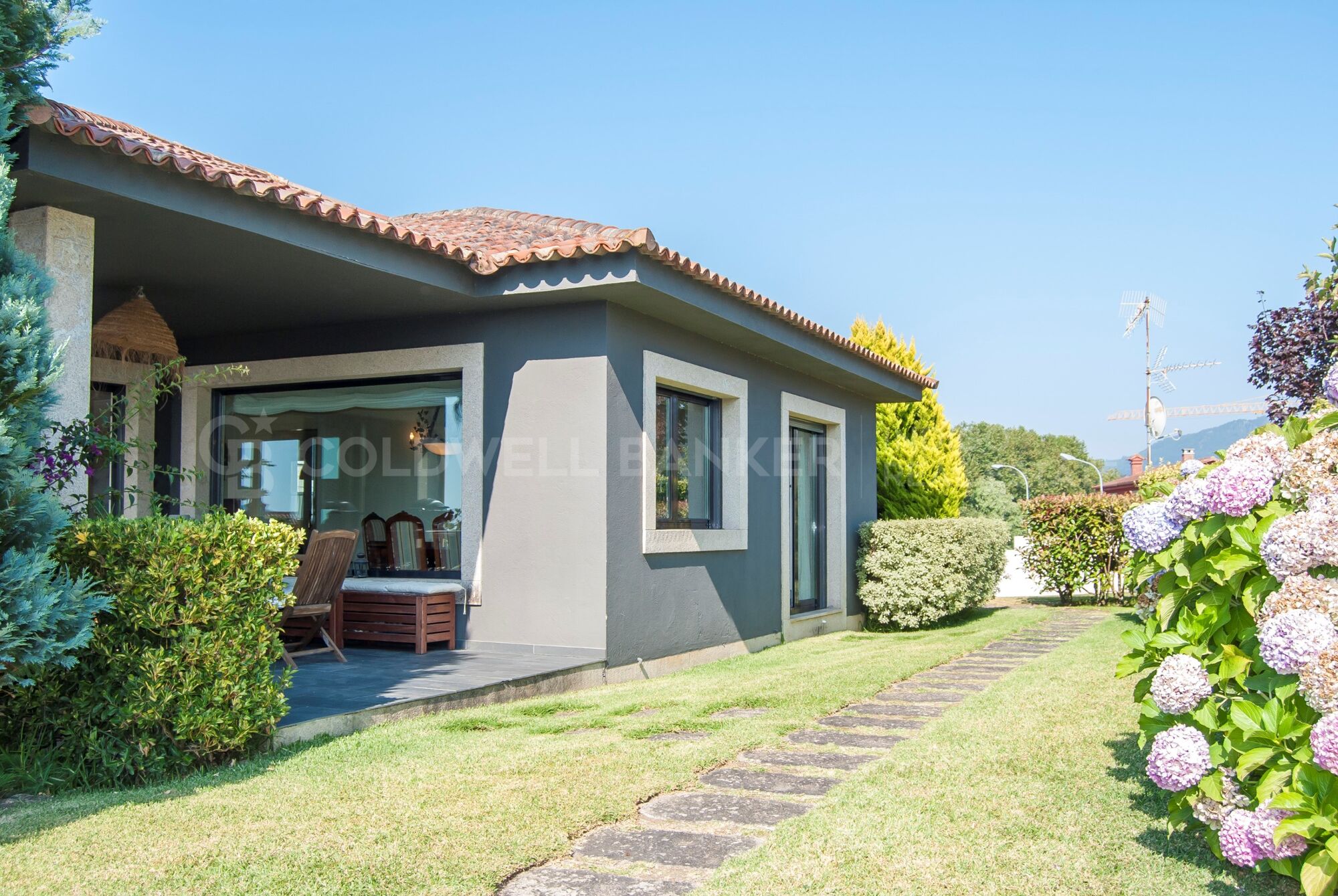 Luxury villa in Playa America with sea views and private access street