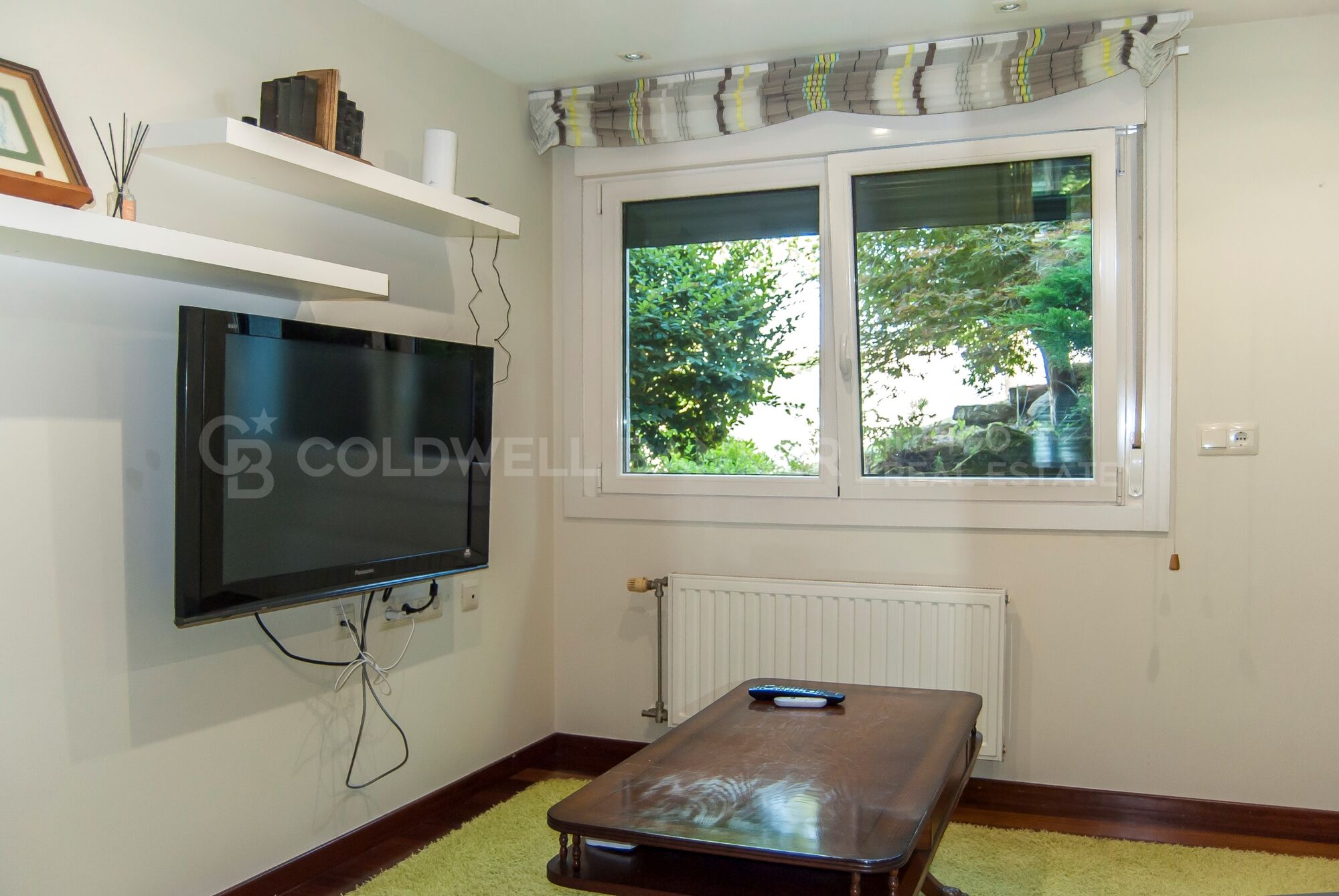 Luxury villa in Playa America with sea views and private access street