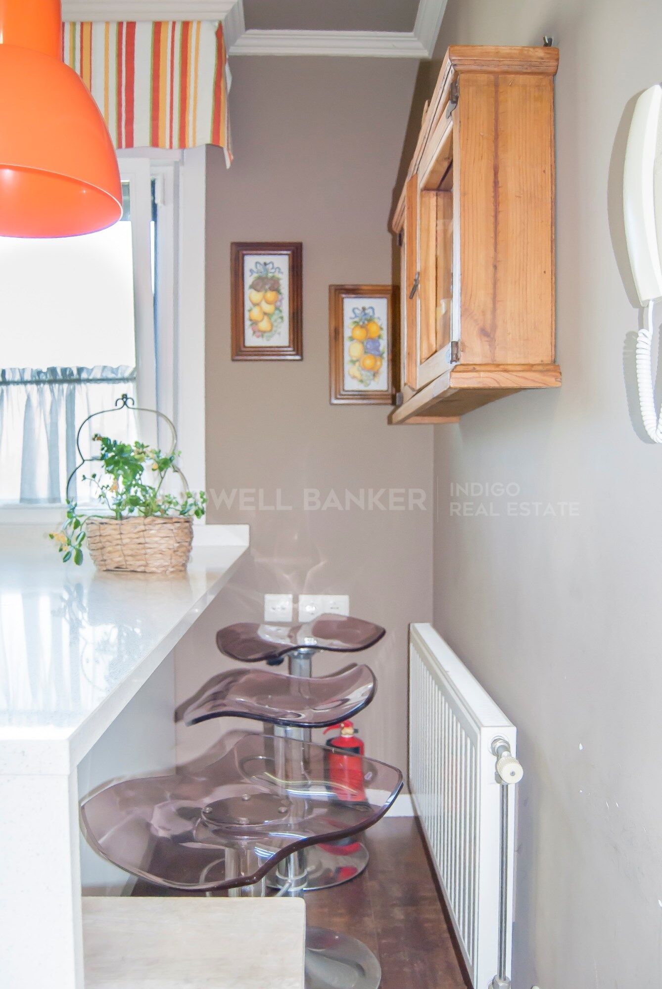 Luxury villa in Playa America with sea views and private access street