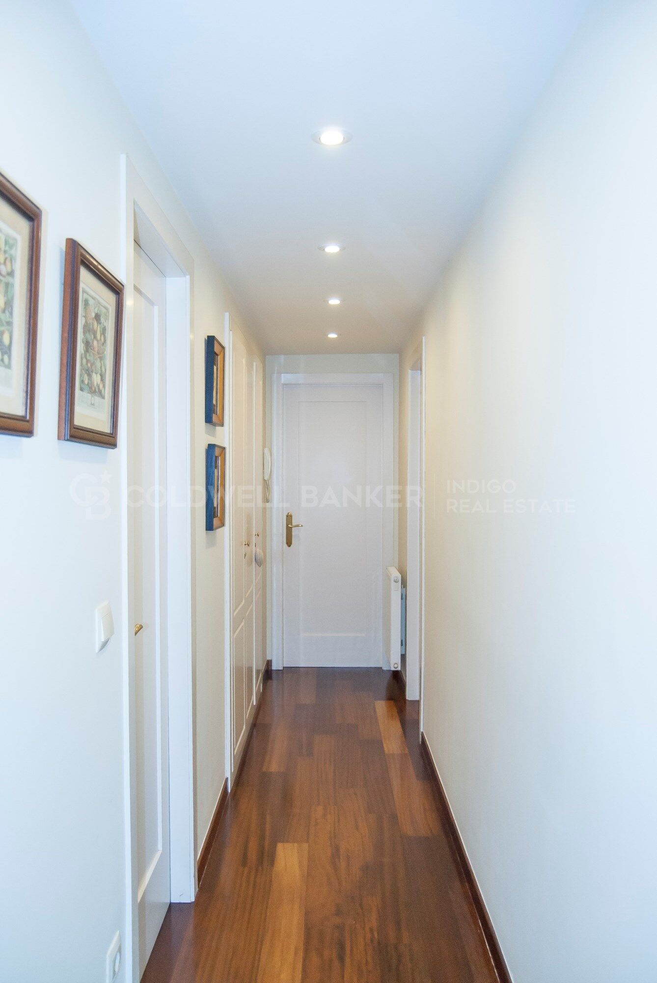 Luxury villa in Playa America with sea views and private access street