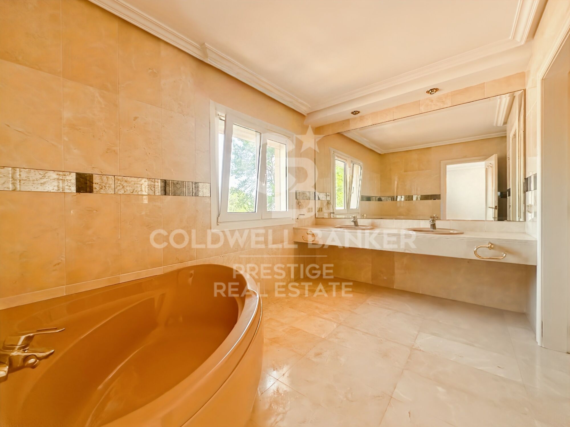 Exclusive Villa with Panoramic Sea Views in Canyamel