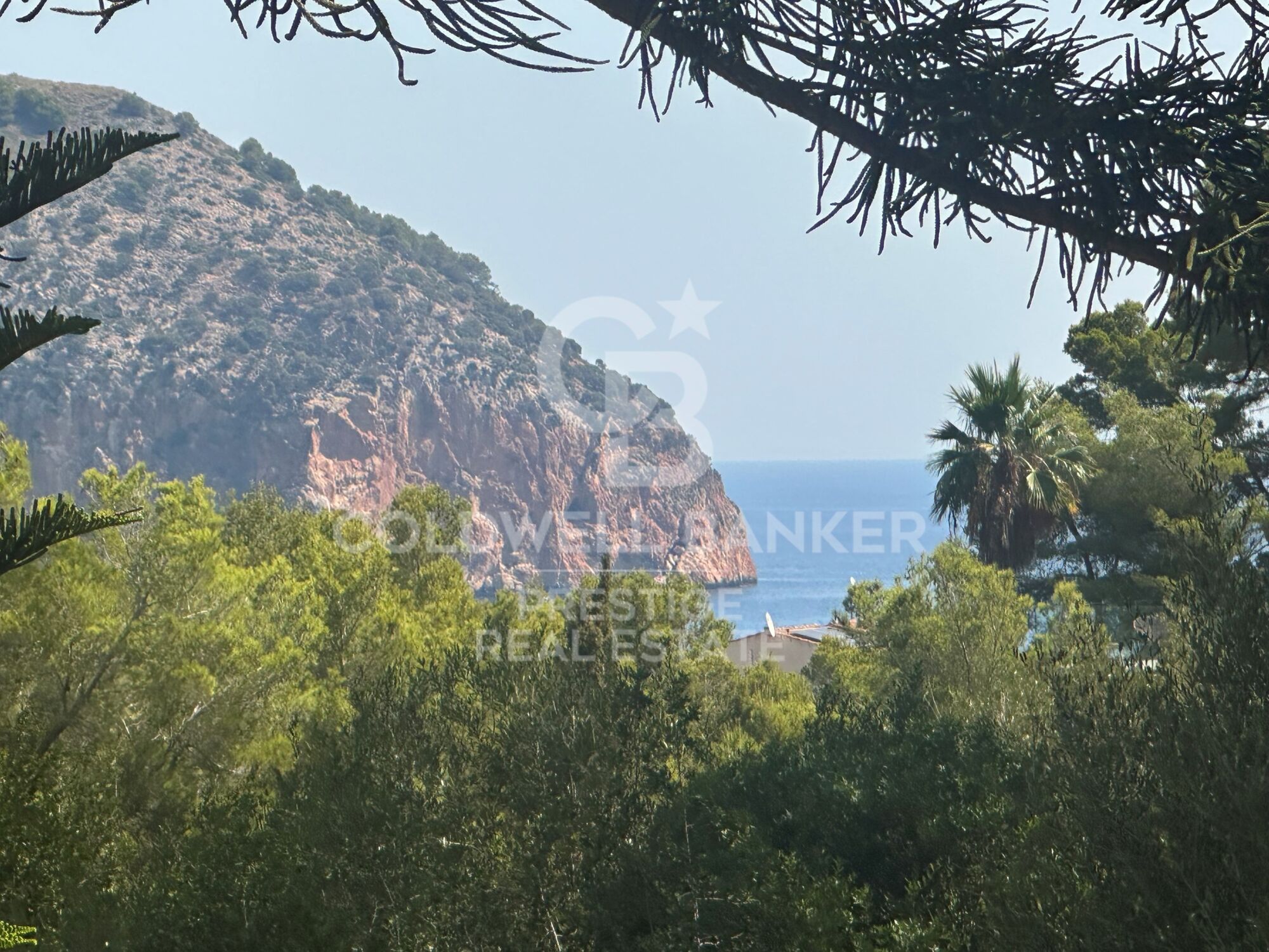 Exklusive Villa mit Panoramablick auf das Meer in Canyamel