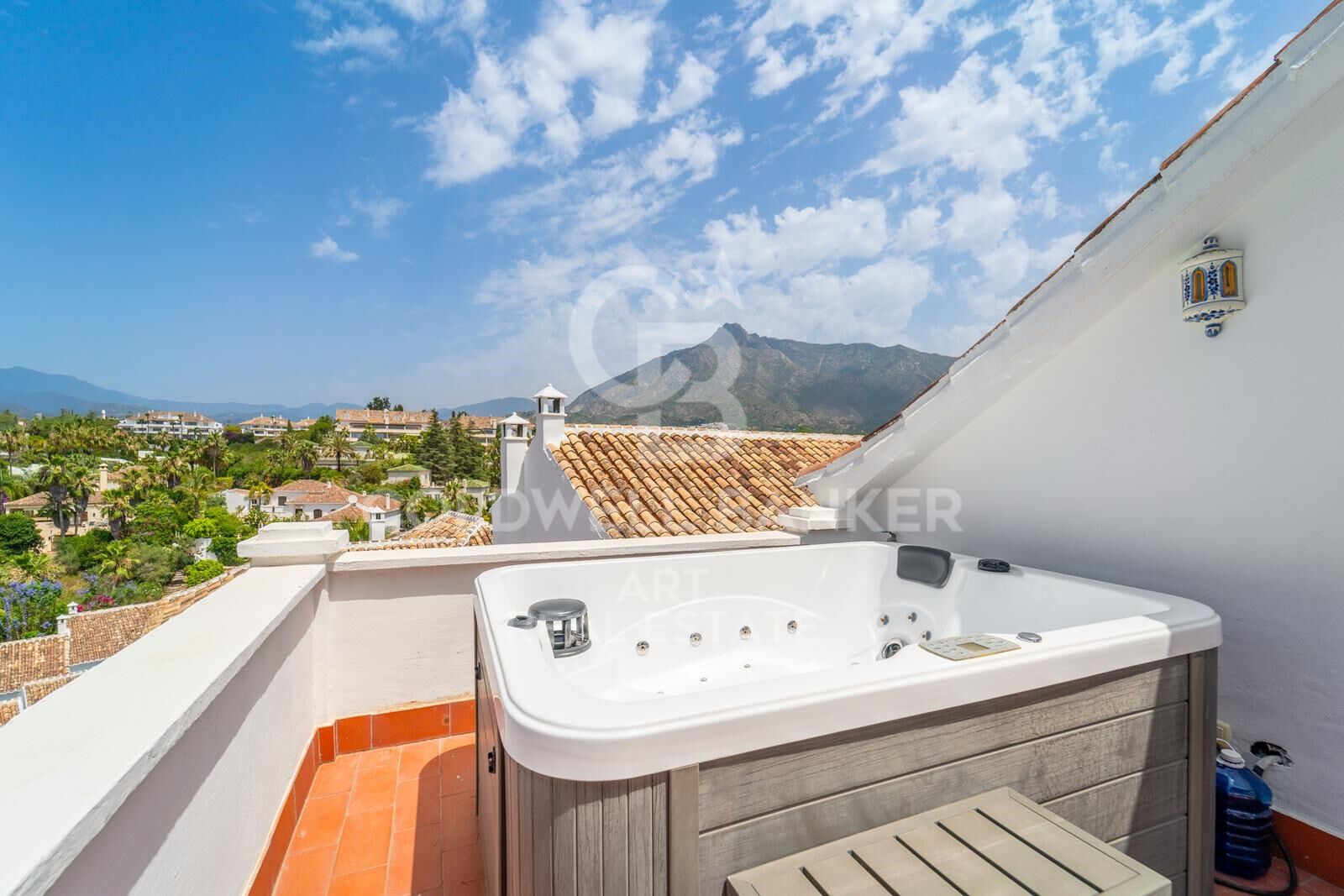 Encantadora casa adosada con vistas en Lomas del Marbella Club Pueblo