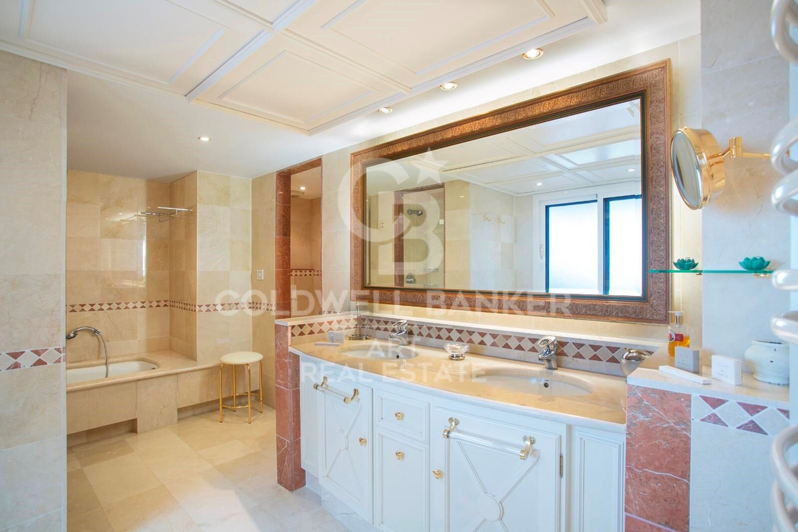 Exclusive penthouse in the private wing of Kempinski Hotel Bahia with panoramic sea views, Estepona