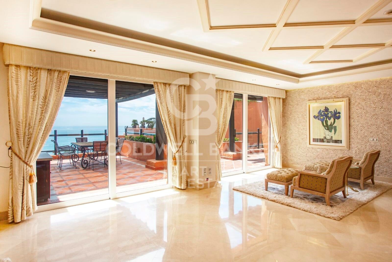 Ático exclusivo en la zona privada del Hotel Kempinski Bahia con vistas panorámicas al mar, Estepona