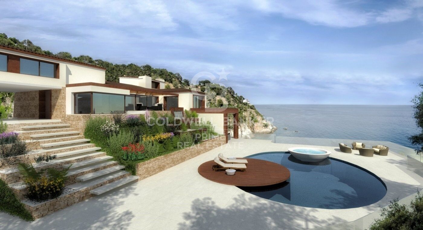 Exclusive seafront villa for sale located in Lloret de Mar