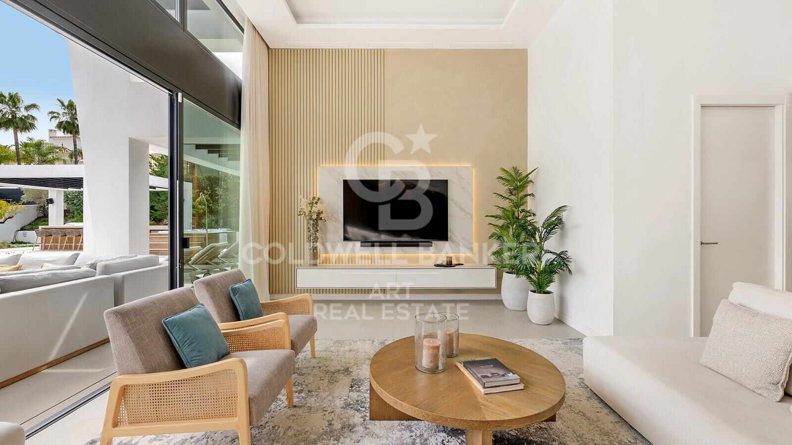 Zeitgemäße Villa mit stilvollem Komfort in Los Naranjos Golf, Nueva Andalucía, Marbella