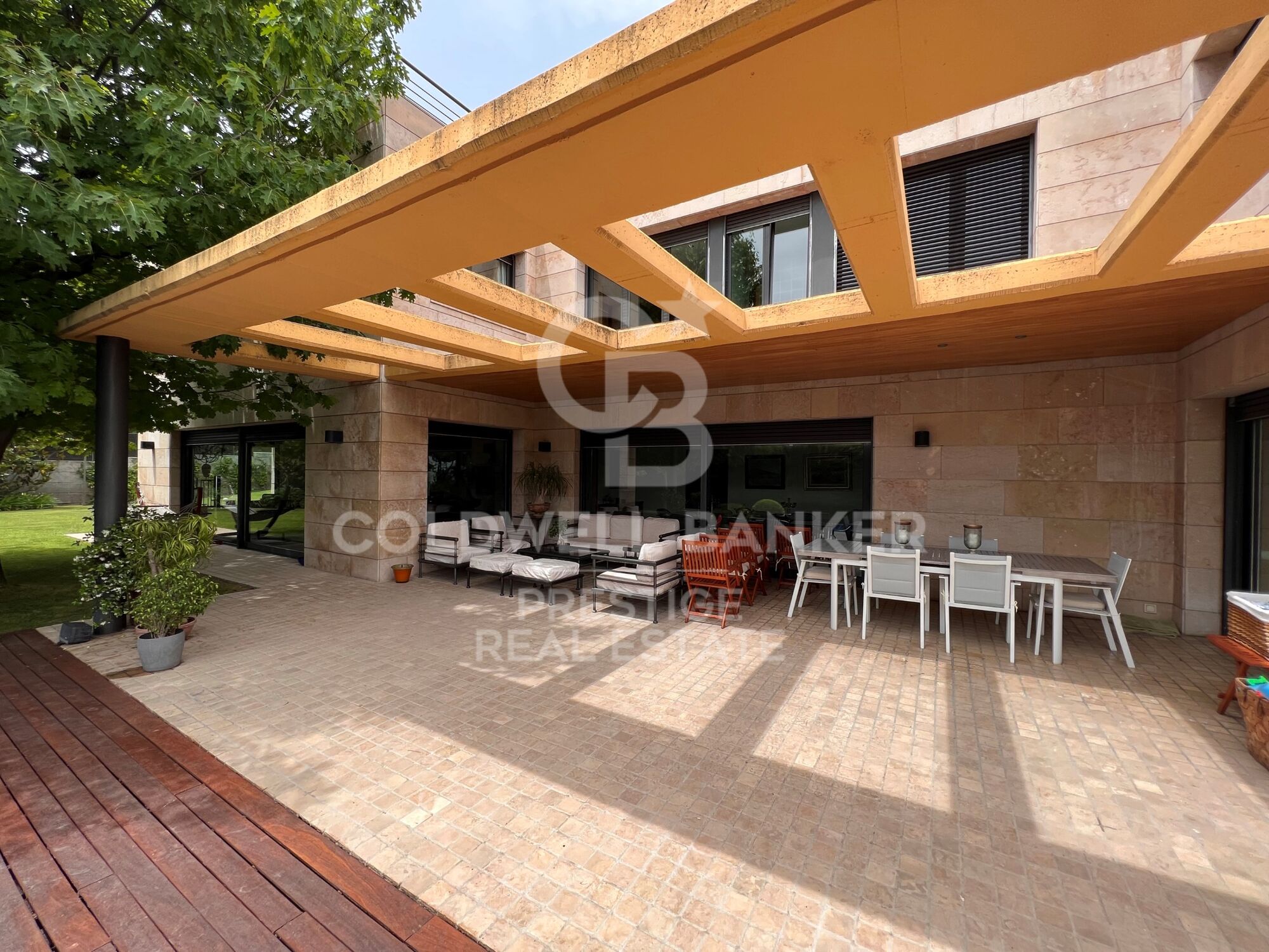 Luxury tower for sale in Pedralbes