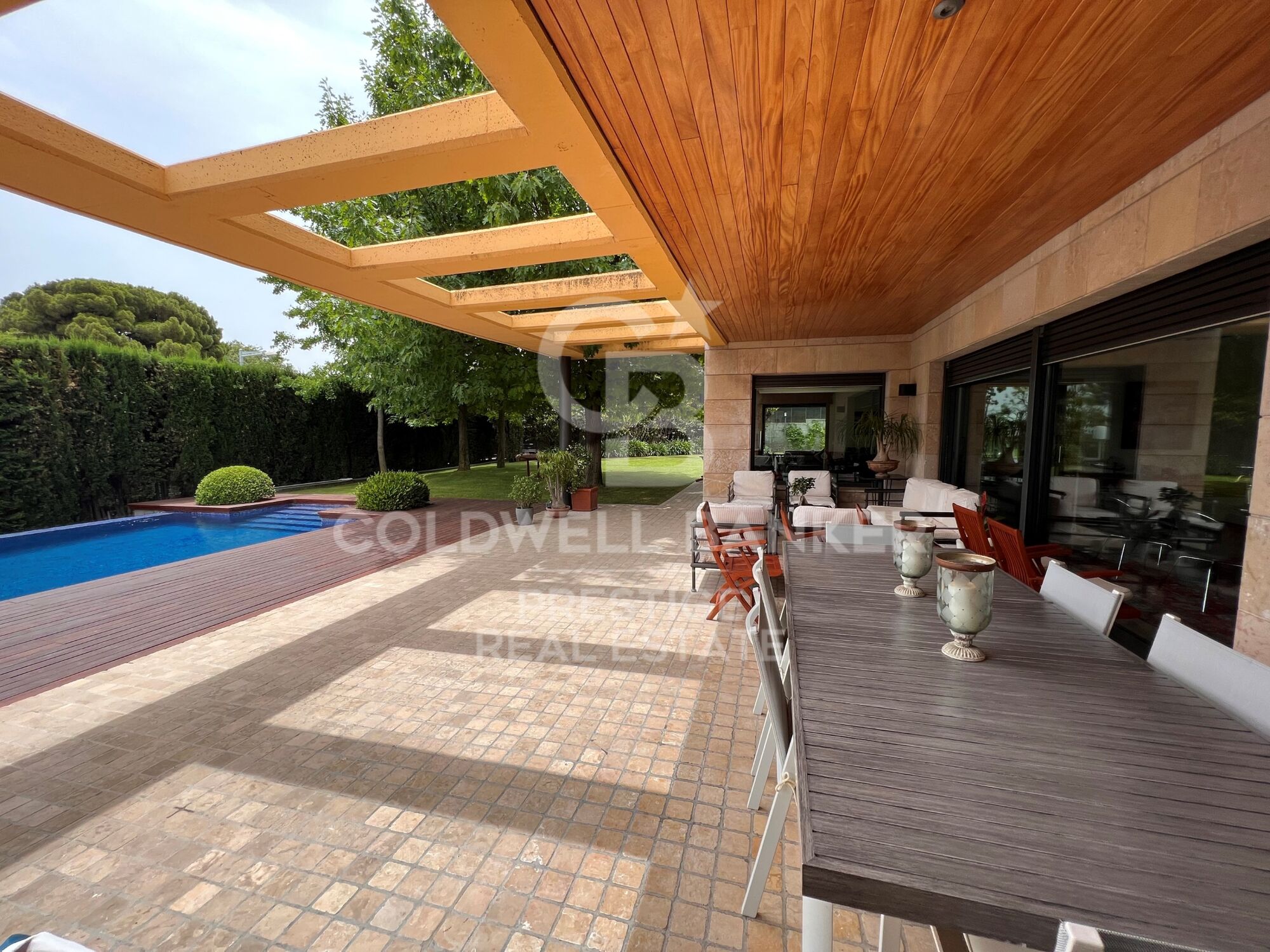 Luxury tower for sale in Pedralbes