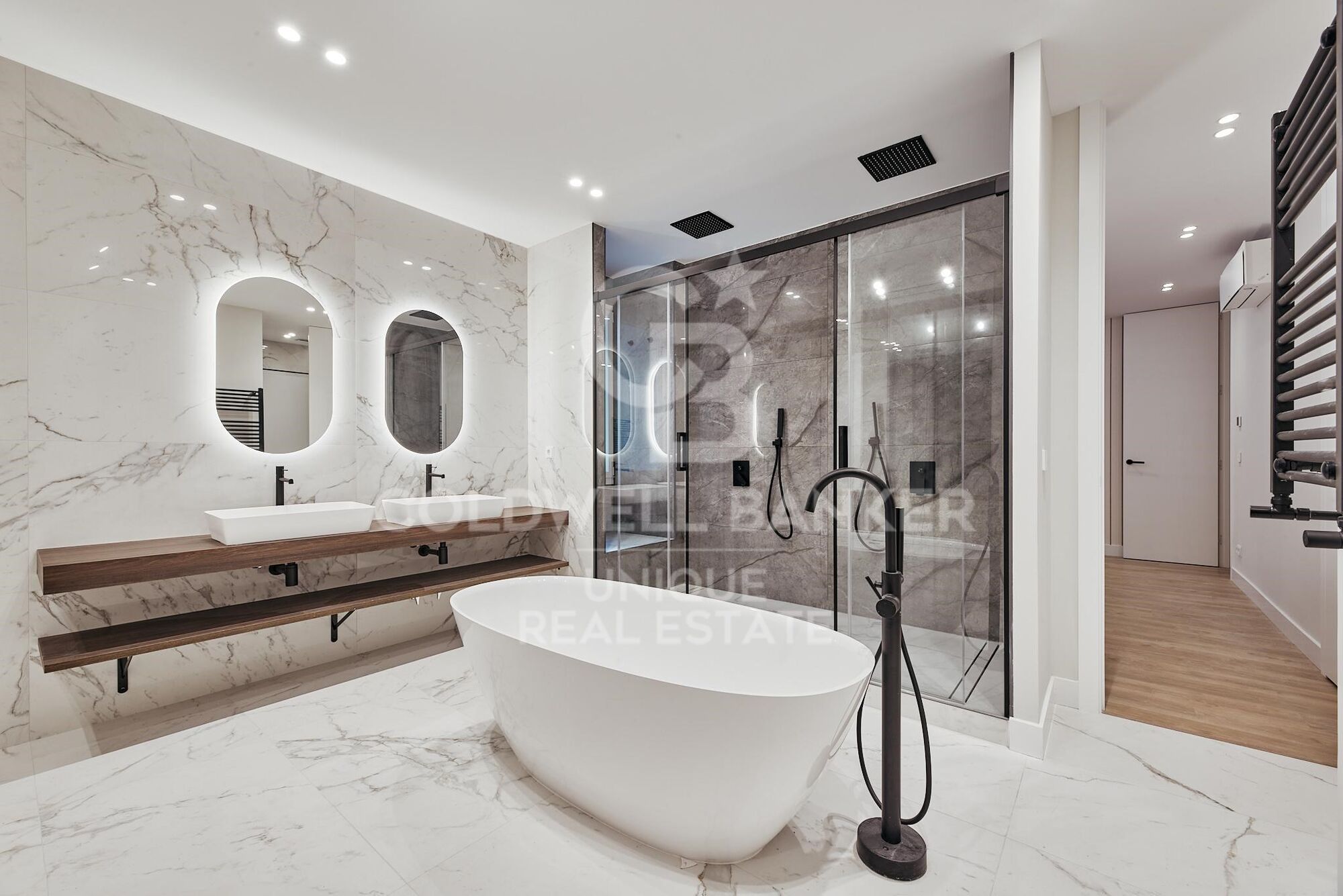 Brand new exterior flat with 4 bedrooms and terrace in Goya, Madrid