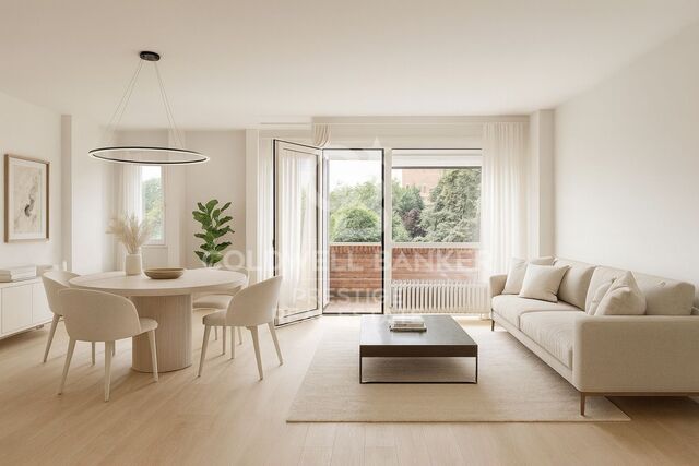 Flat in Sant Gervasi with parking and communal pool