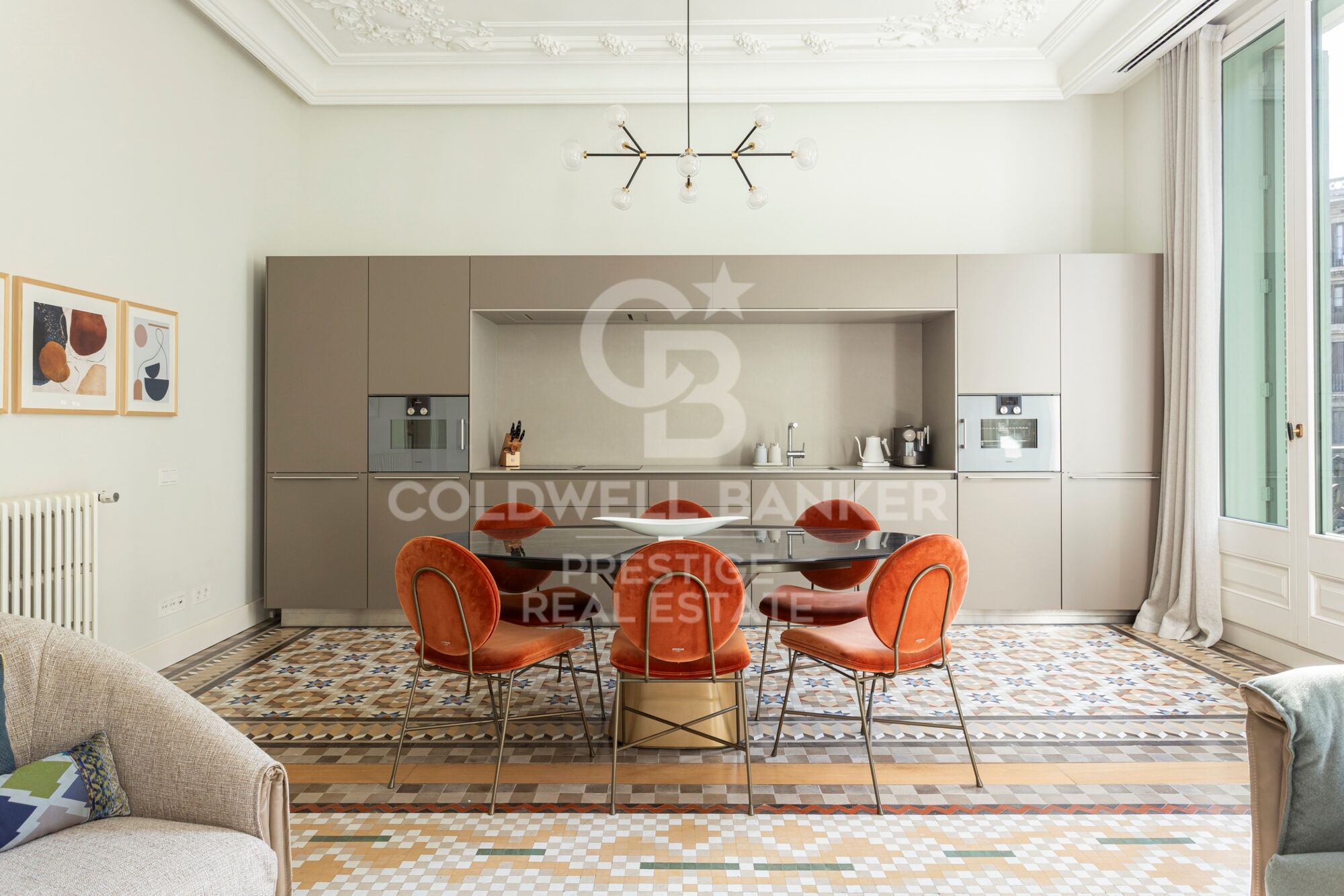 Luxury temporary rental in Casa Burés, Barcelona