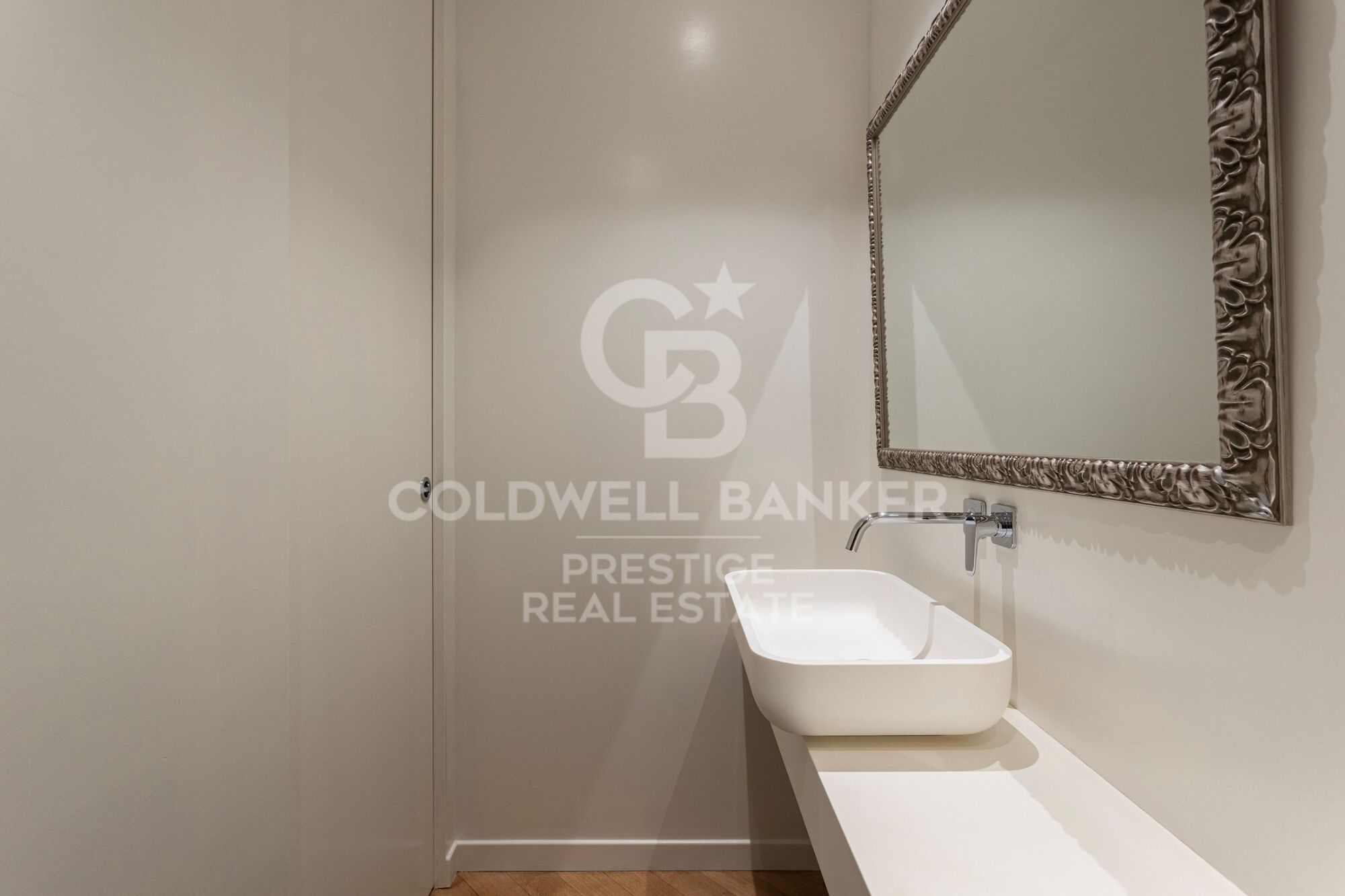 Eleganz und zeitloser Luxus im Herzen des Stadtteils Eixample Dreta in Barcelona