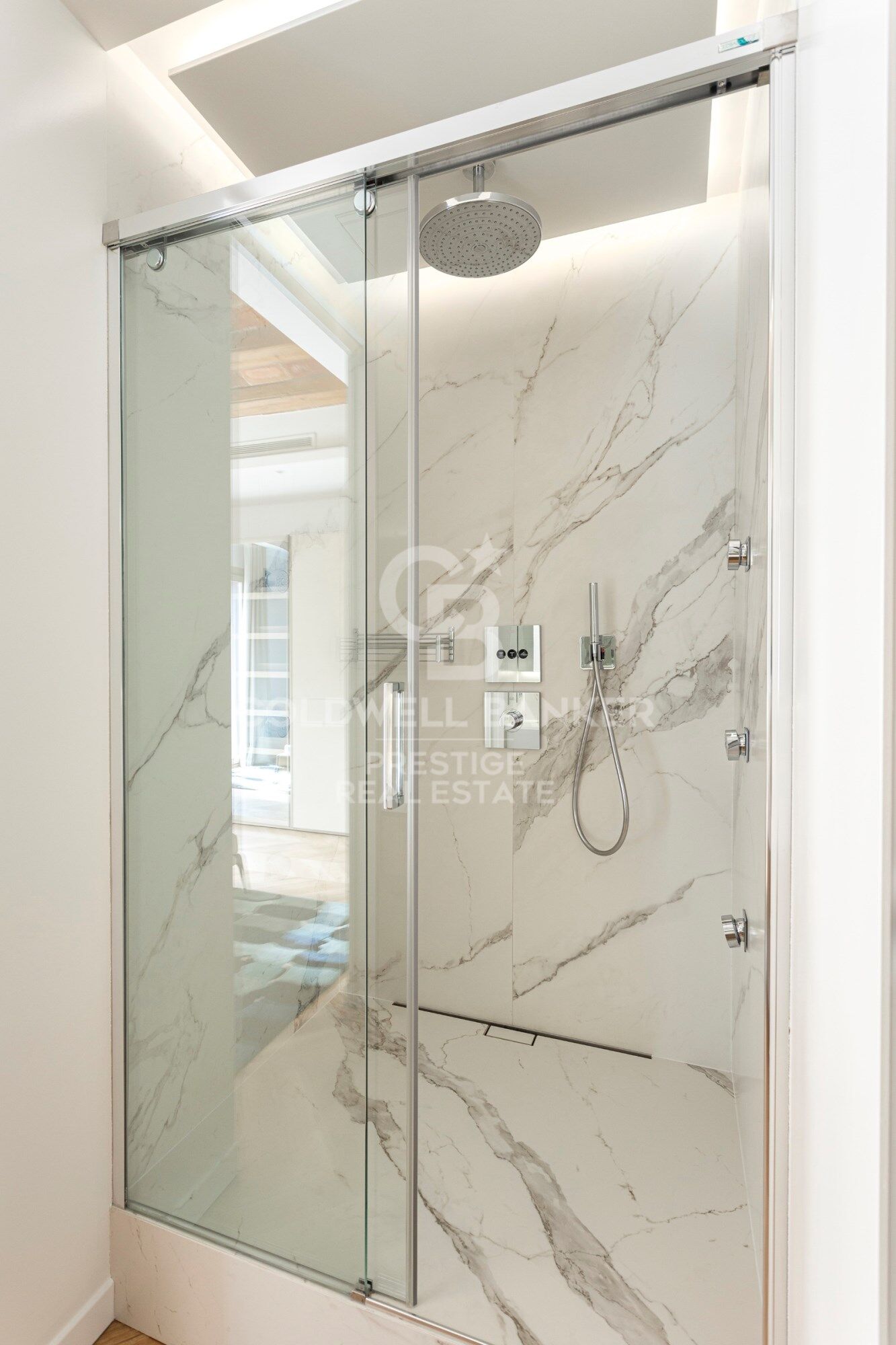 Eleganz und zeitloser Luxus im Herzen des Stadtteils Eixample Dreta in Barcelona