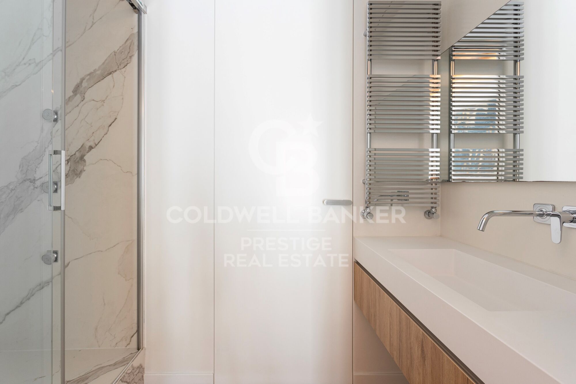 Eleganz und zeitloser Luxus im Herzen des Stadtteils Eixample Dreta in Barcelona