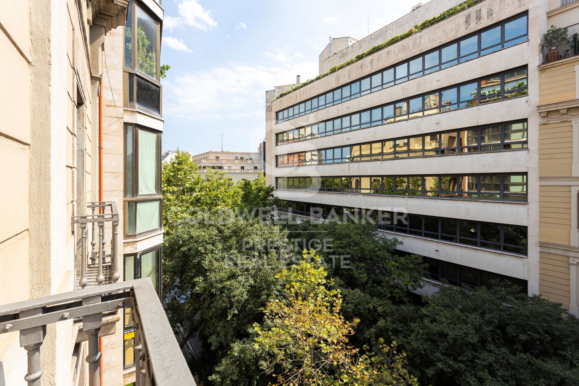 Eleganz und zeitloser Luxus im Herzen des Stadtteils Eixample Dreta in Barcelona