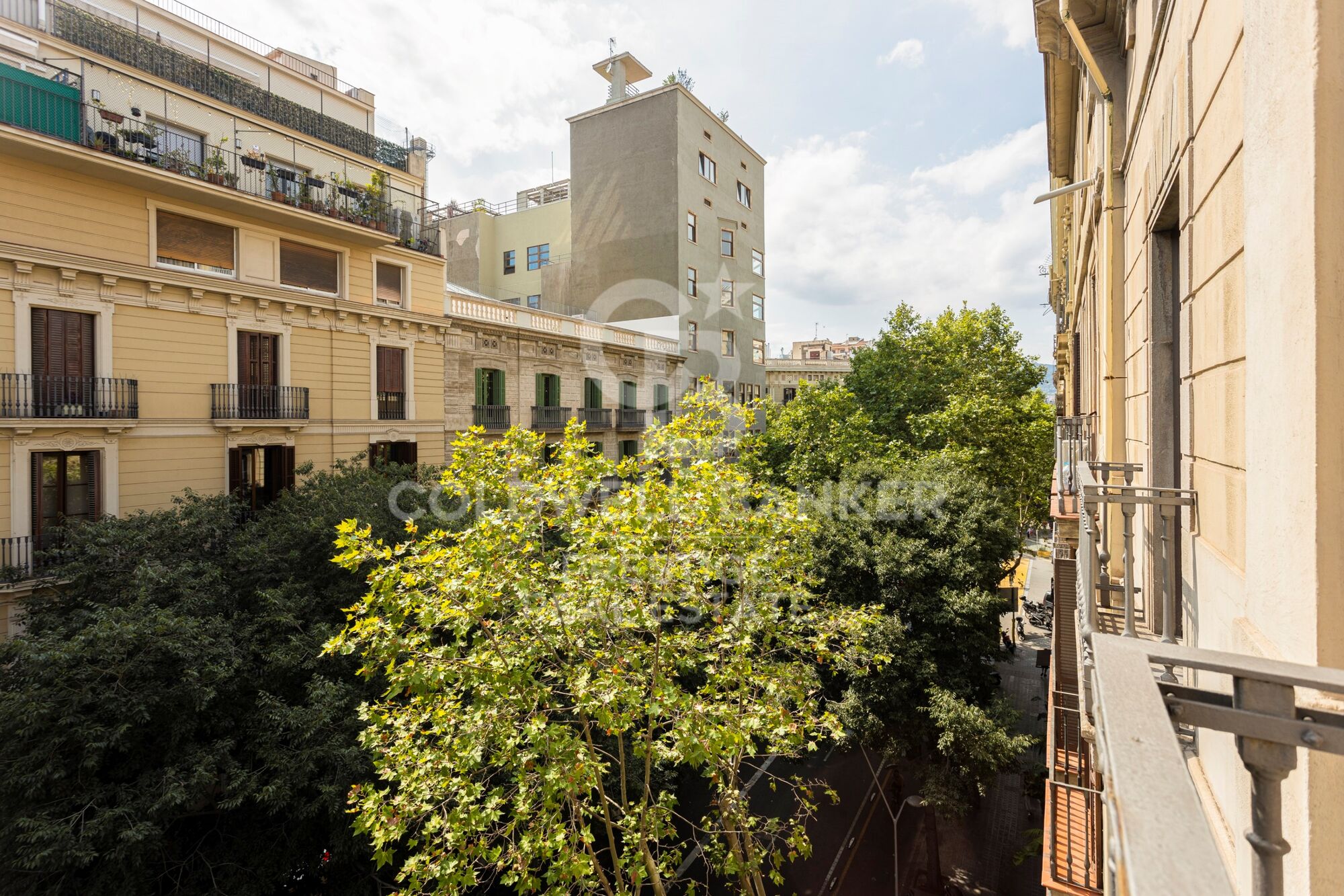 Eleganz und zeitloser Luxus im Herzen des Stadtteils Eixample Dreta in Barcelona