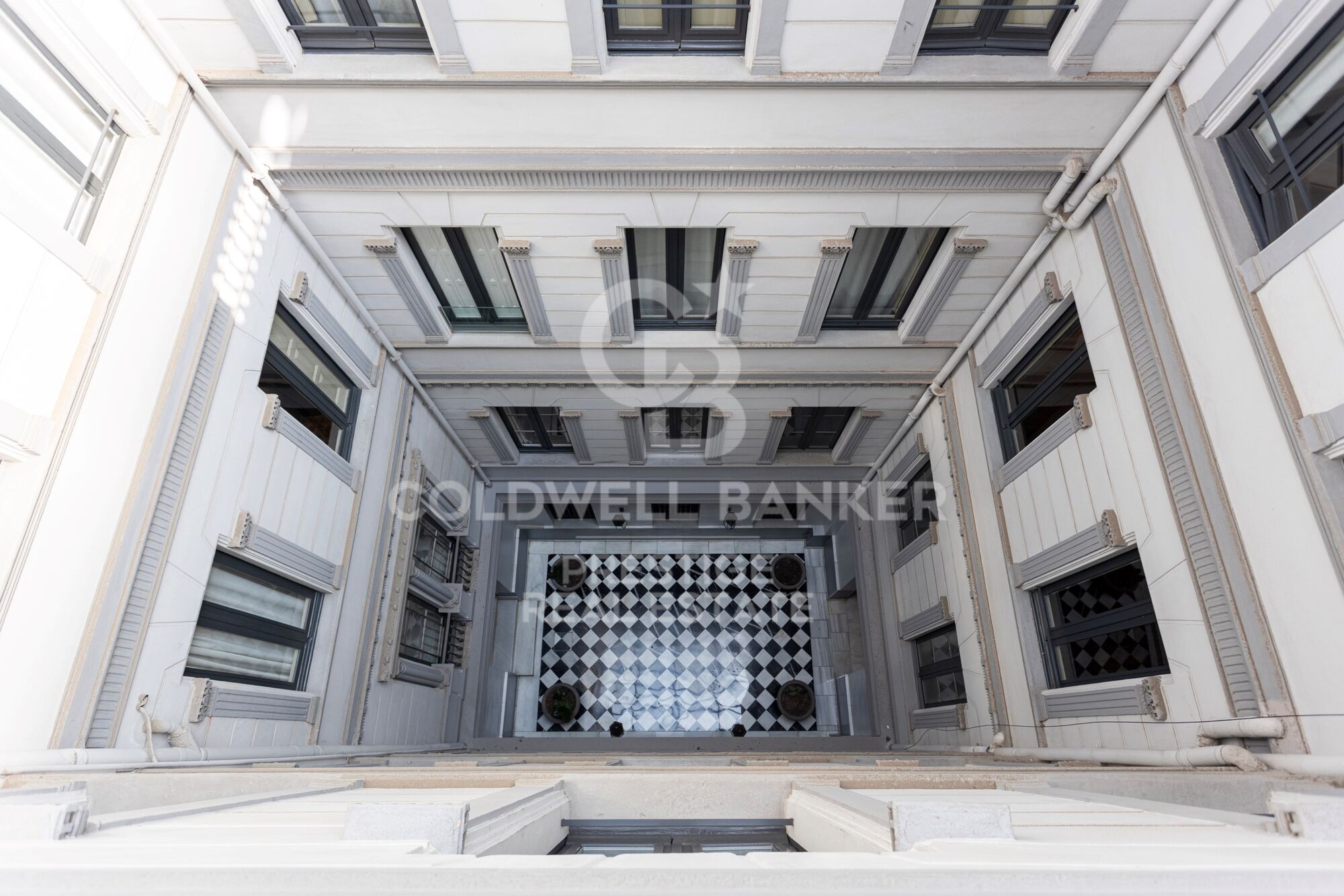 Eleganz und zeitloser Luxus im Herzen des Stadtteils Eixample Dreta in Barcelona