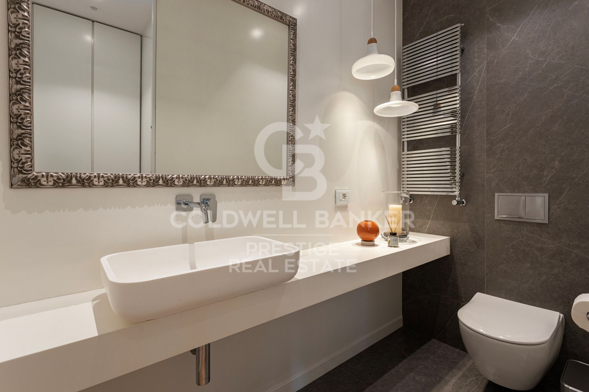 Eleganz und zeitloser Luxus im Herzen des Stadtteils Eixample Dreta in Barcelona