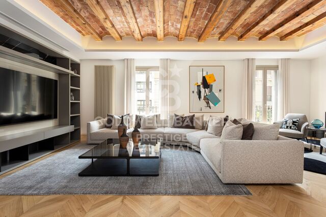 Élégance et luxe intemporel au cur de l'Eixample Dreta, à Barcelone