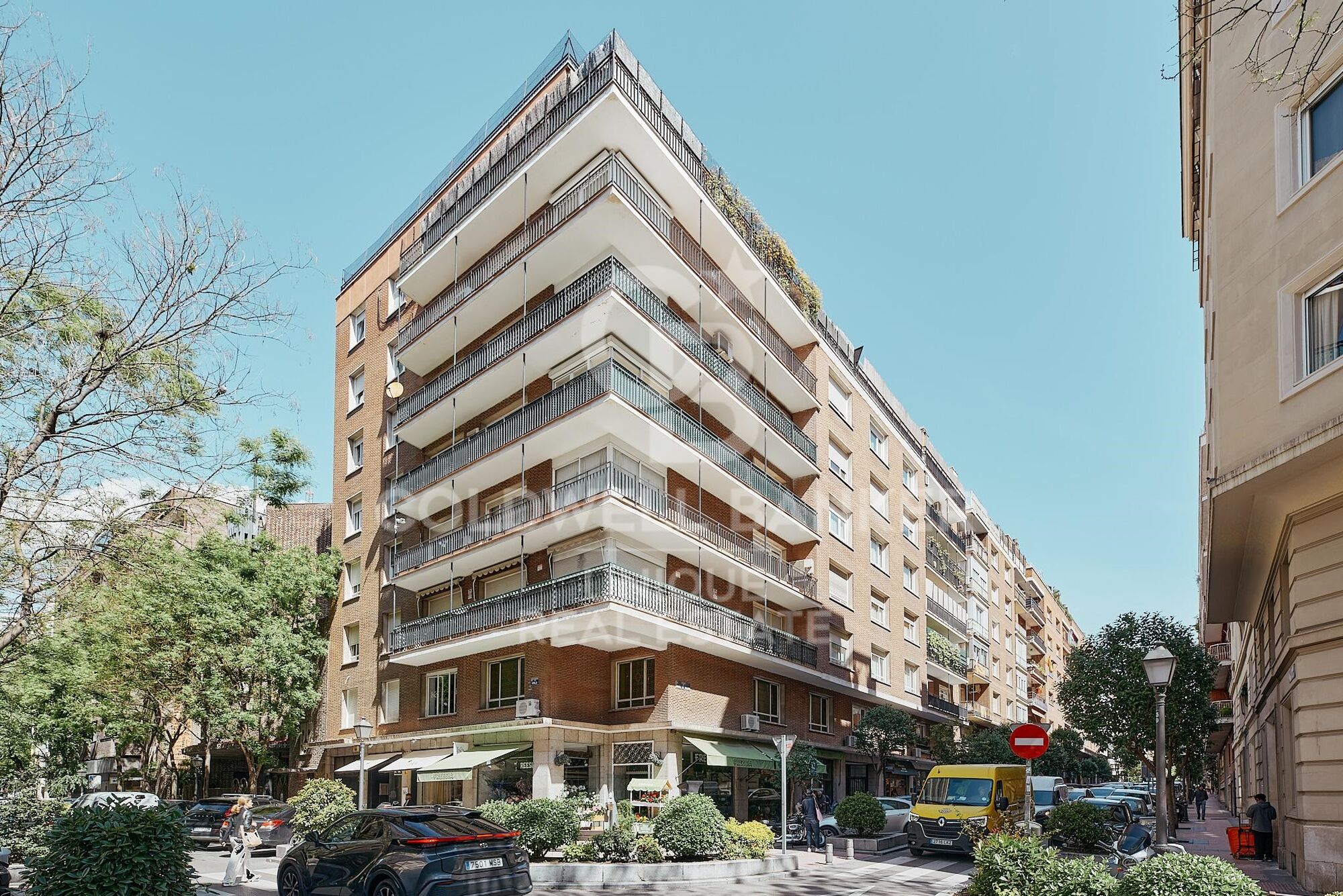Brand new 2-bedroom flat in the Barrio de Salamanca, Madrid