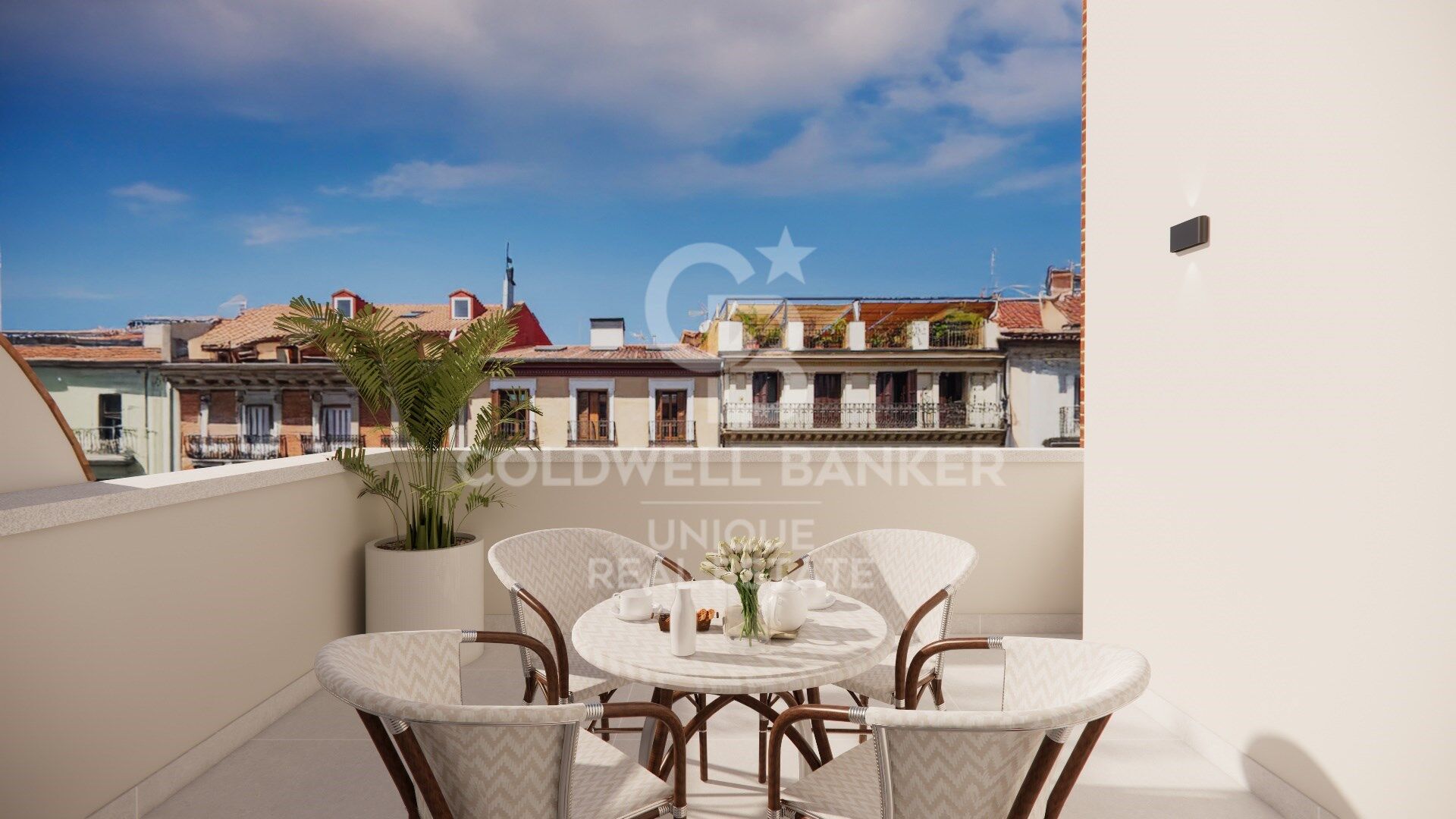 Brand new 4-bedroom penthouse with terrace and pool in the centre of Madrid