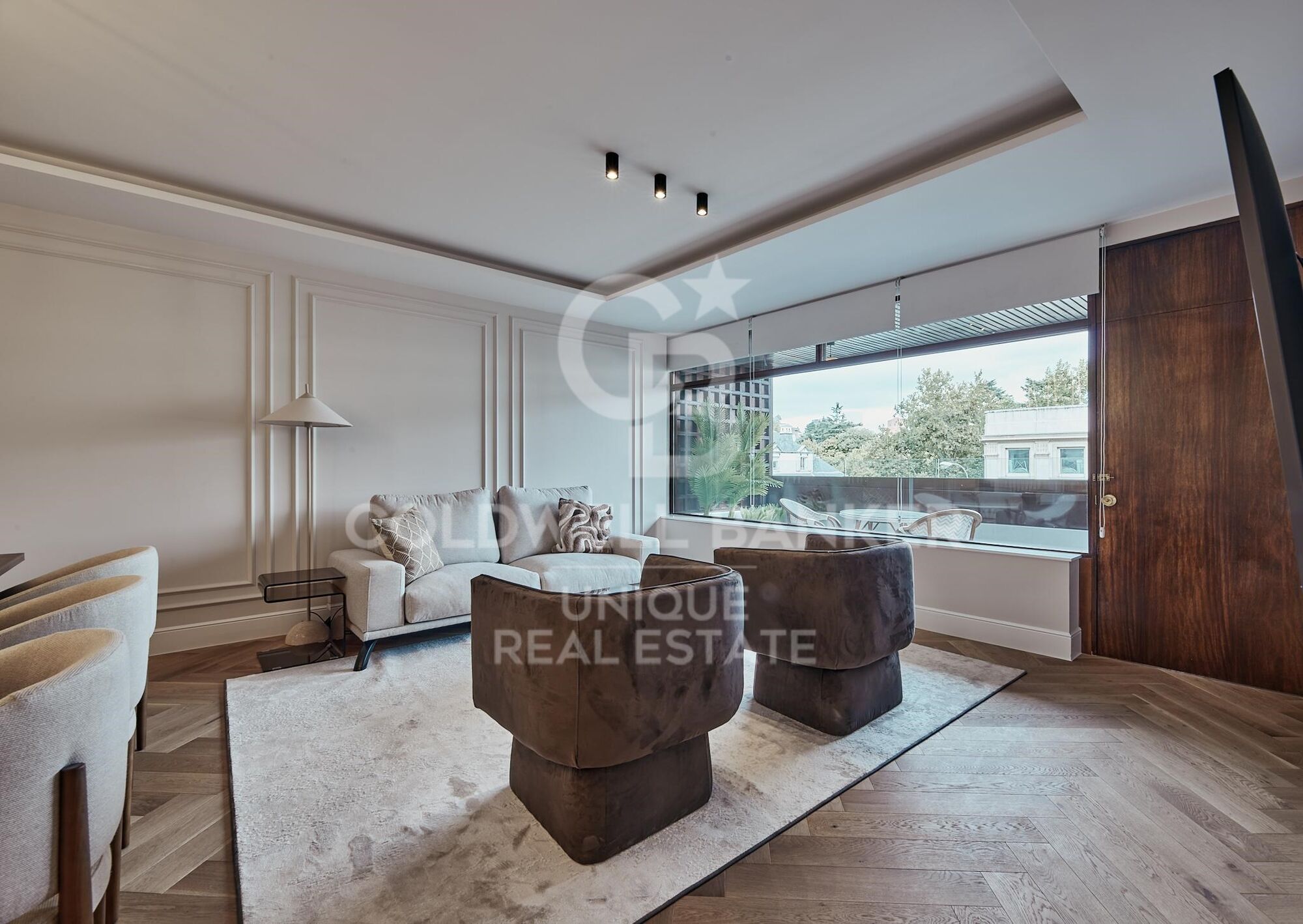 Appartement extérieur flambant neuf de 3 chambres avec terrasse à Castellana, Madrid