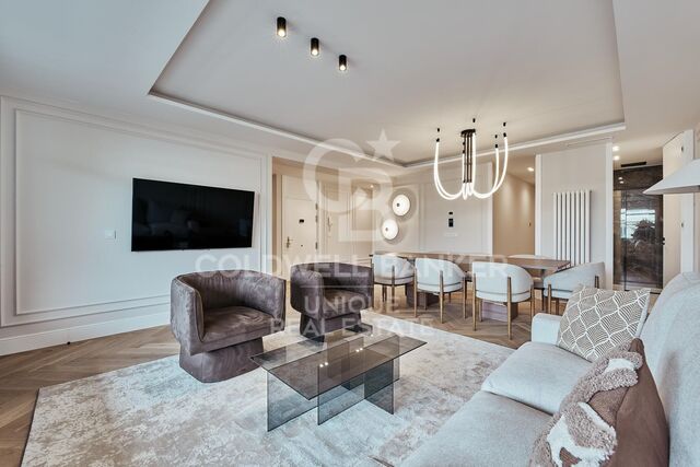 Brandneue 3-Zimmer-Außenwohnung mit Terrasse in Castellana, Madrid