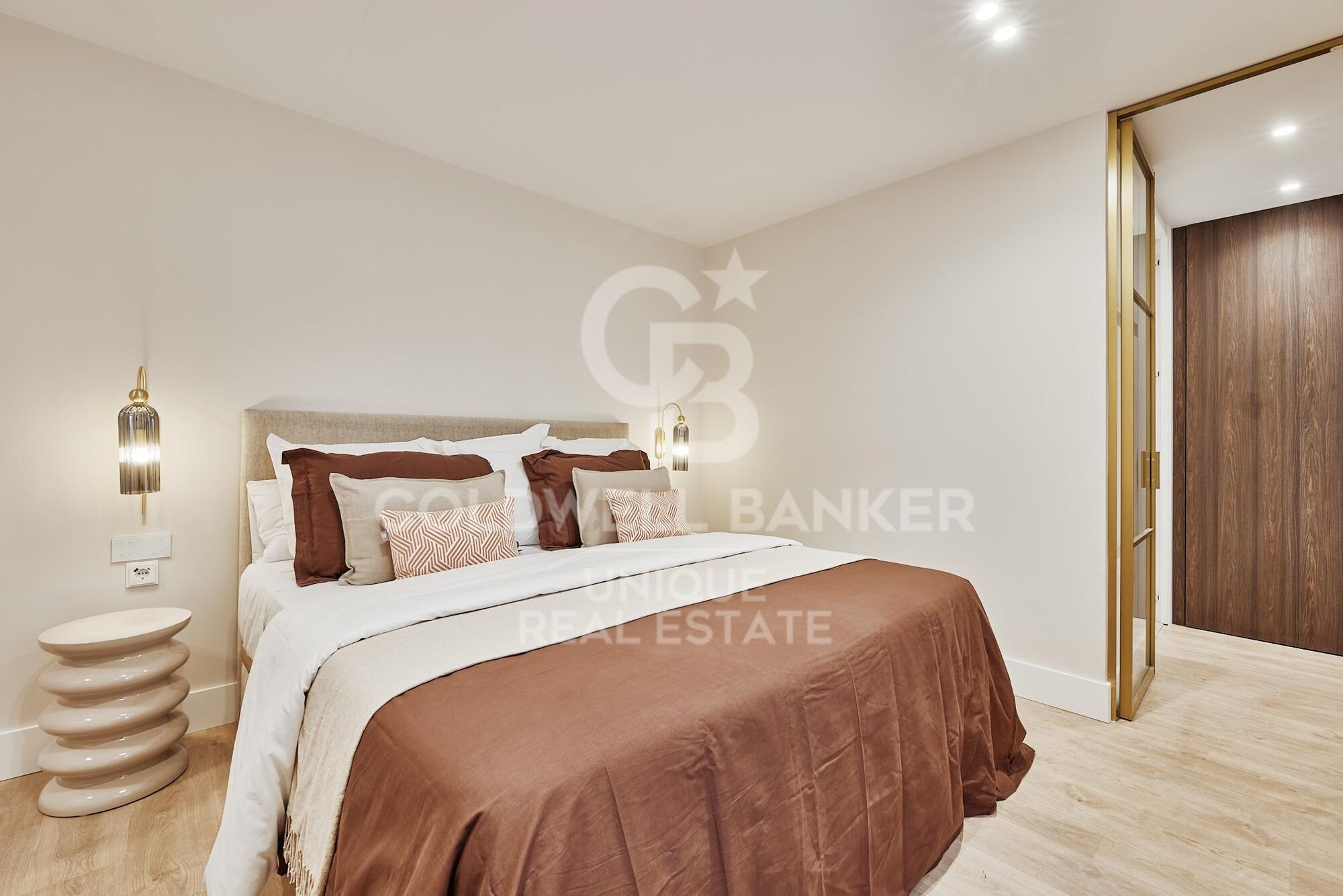 Brandneue Wohnung mit 3 Schlafzimmern, Balkon, Garage und Abstellraum in Castellana, Madrid