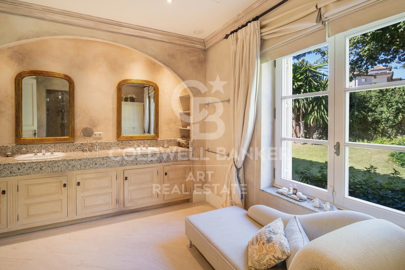 A serene oasis of luxury in Altos Reales, Marbella