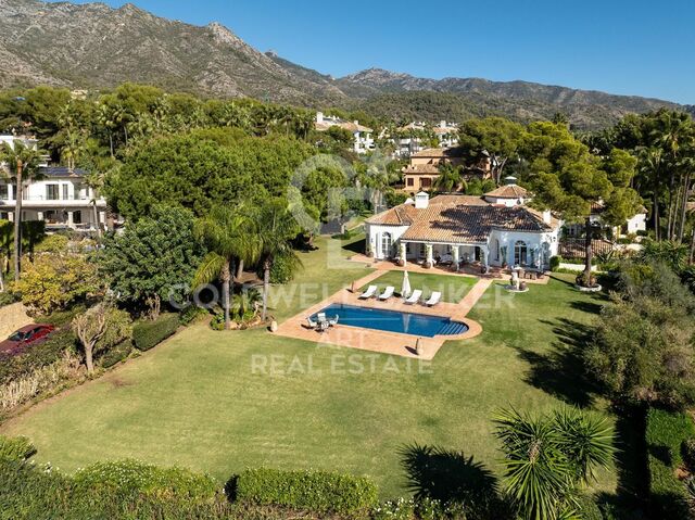 A serene oasis of luxury in Altos Reales, Marbella