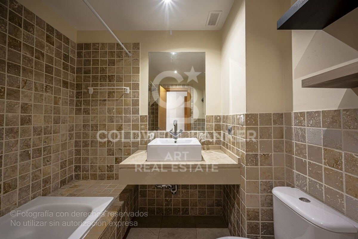 Elegant apartment with spacious terraces near the beach , Estepona, Costa del Sol