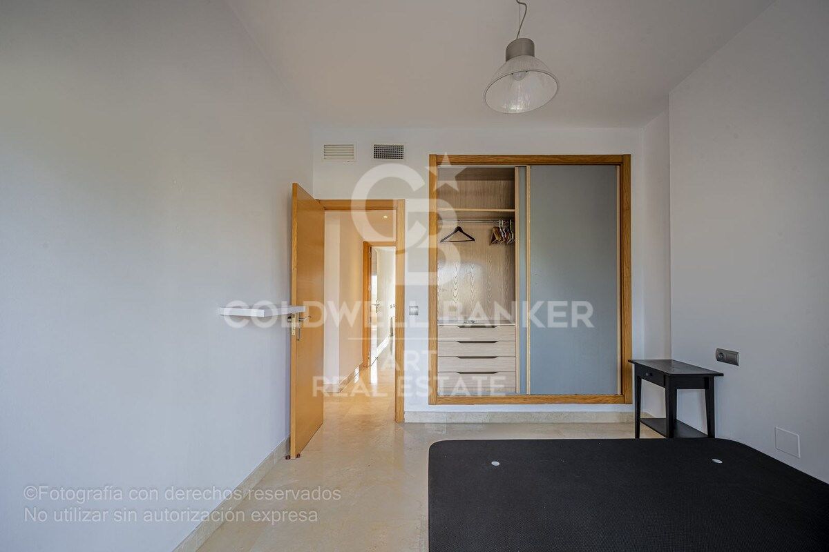 Elegant apartment with spacious terraces near the beach , Estepona, Costa del Sol