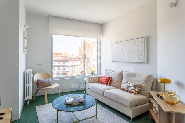 Renovated flat in Trafalgar, Madrid