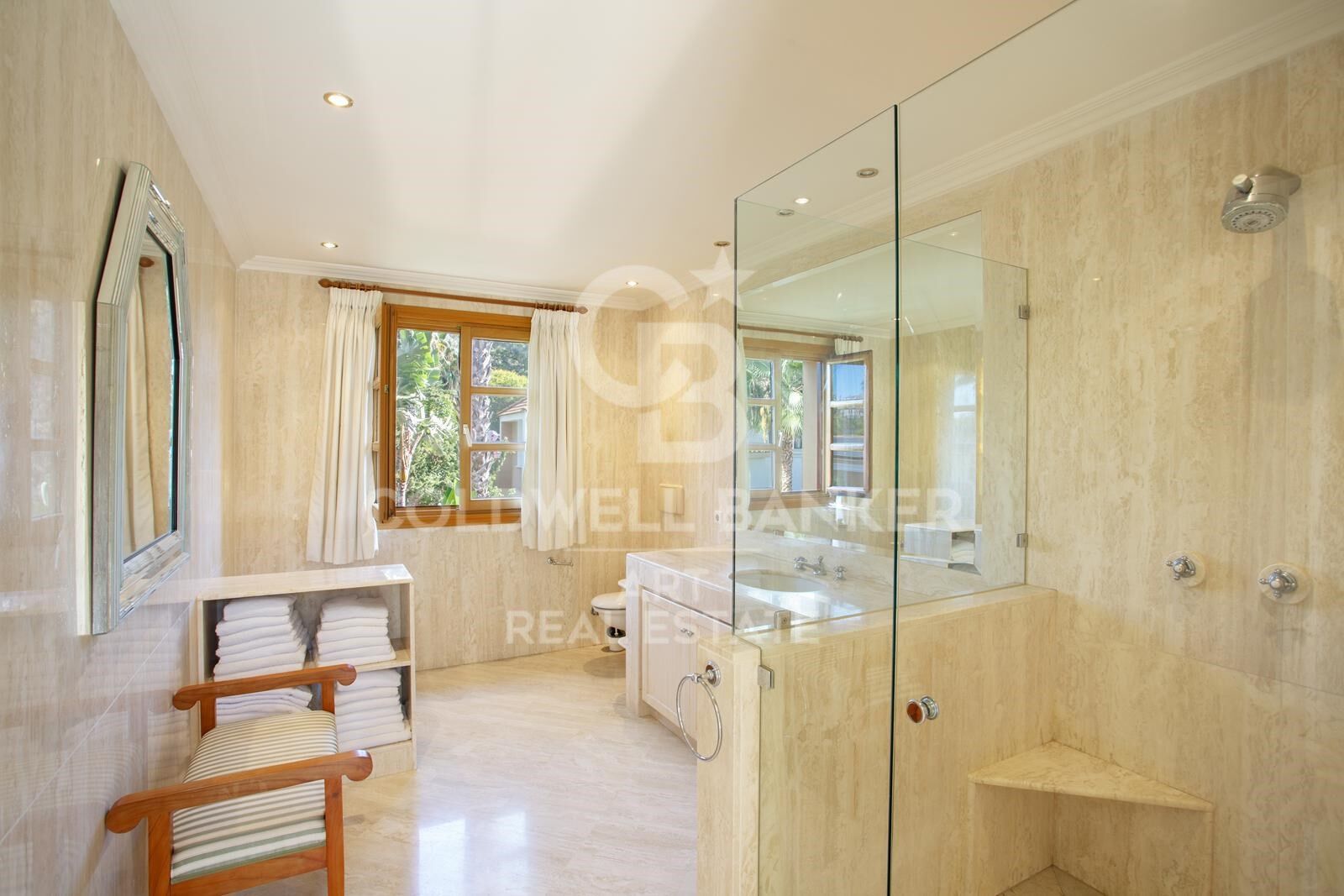 Villa with timeless elegance in the heart of Nueva Andalucía, Marbella