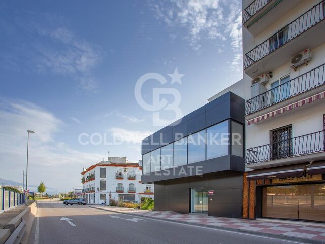 Edificio comercial en ubicación estratégica - San Pedro de Alcántara, Marbella