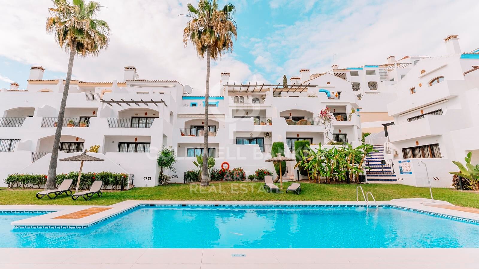 Encantadora casa en comunidad exclusiva con vistas al mar, Los Arqueros, Benahavís