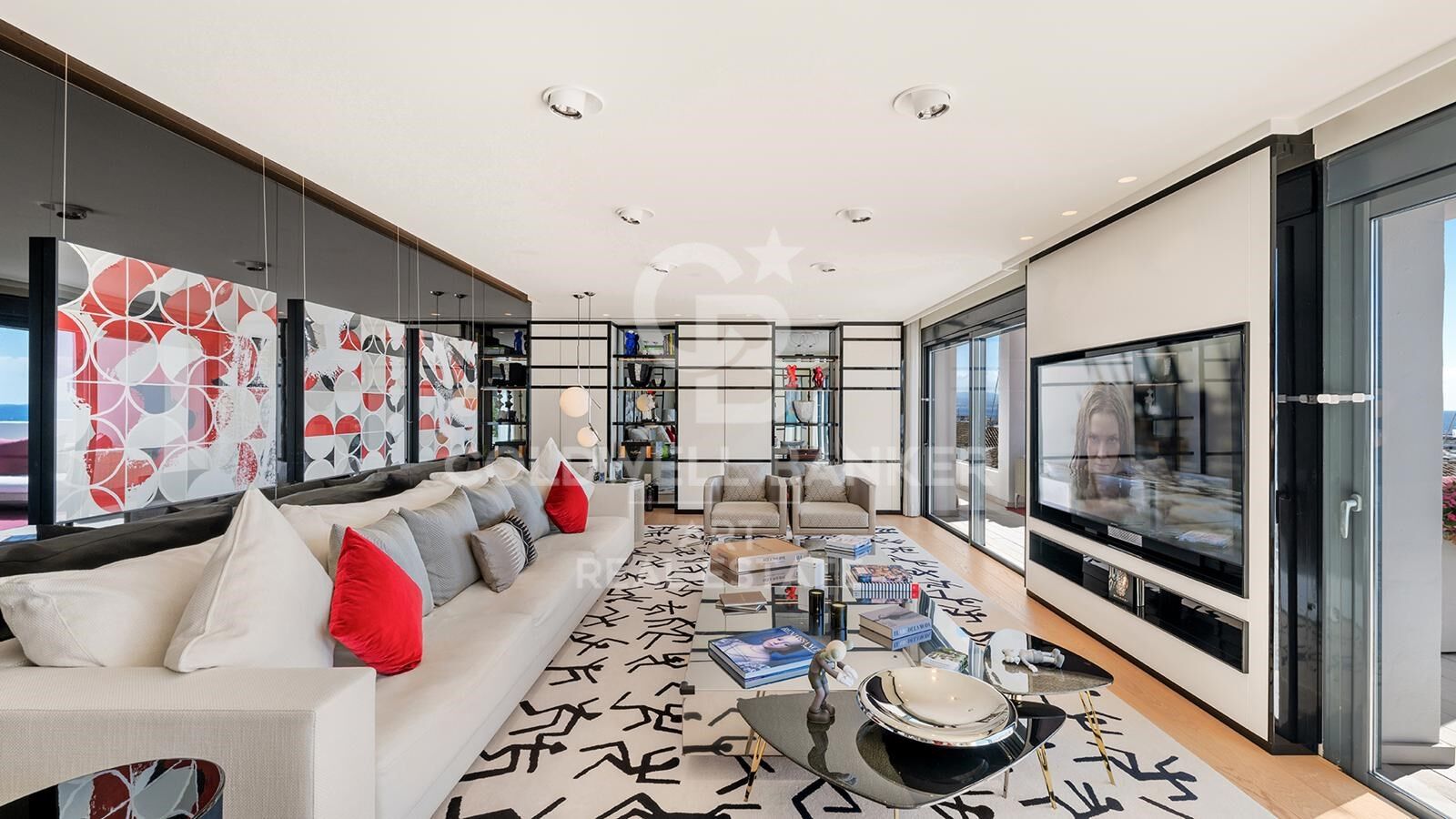 Apartamento elegante junto al mar en Puerto Banús, Marbella