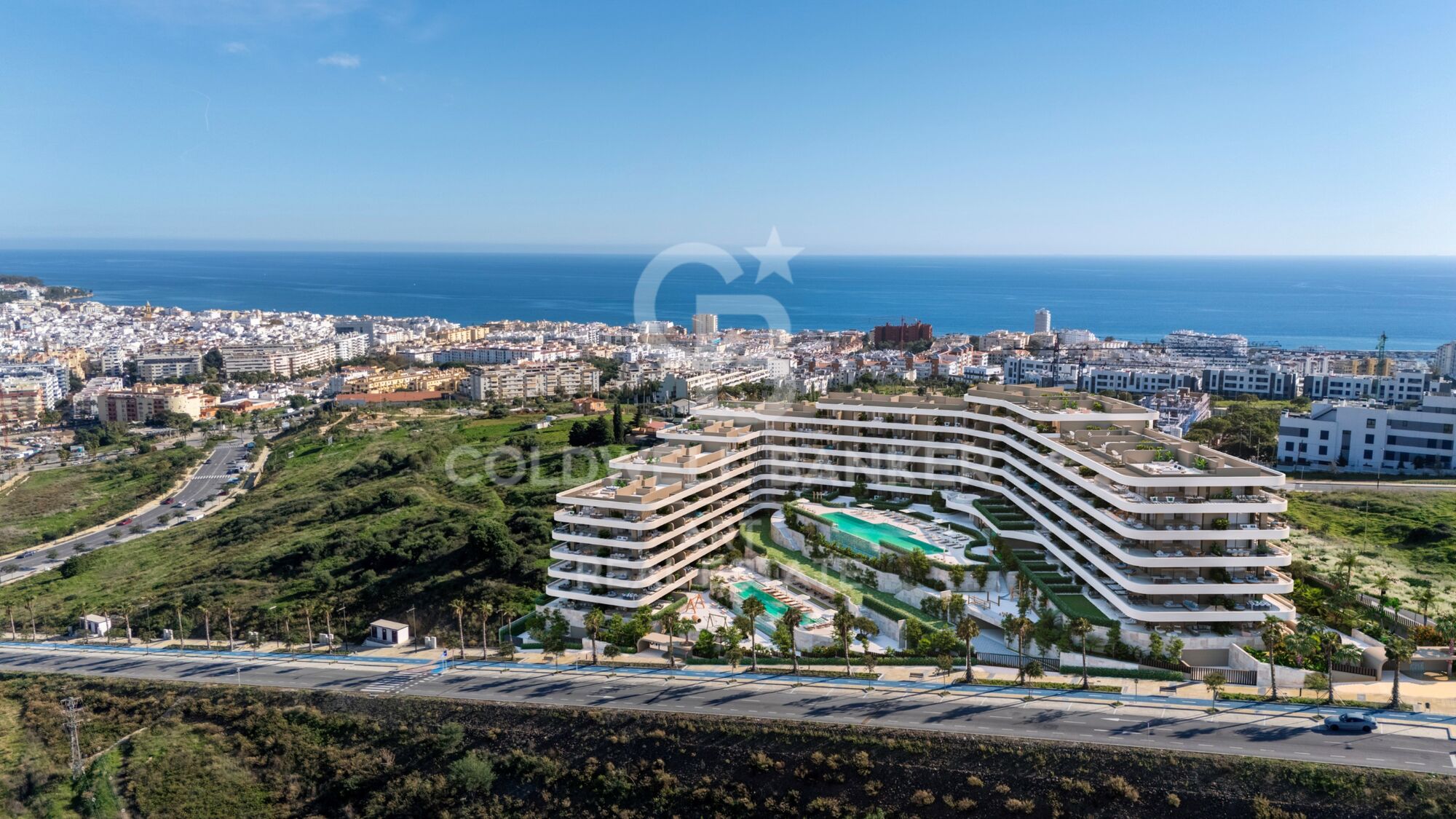Large residential complex in the Mesas area, Estepona