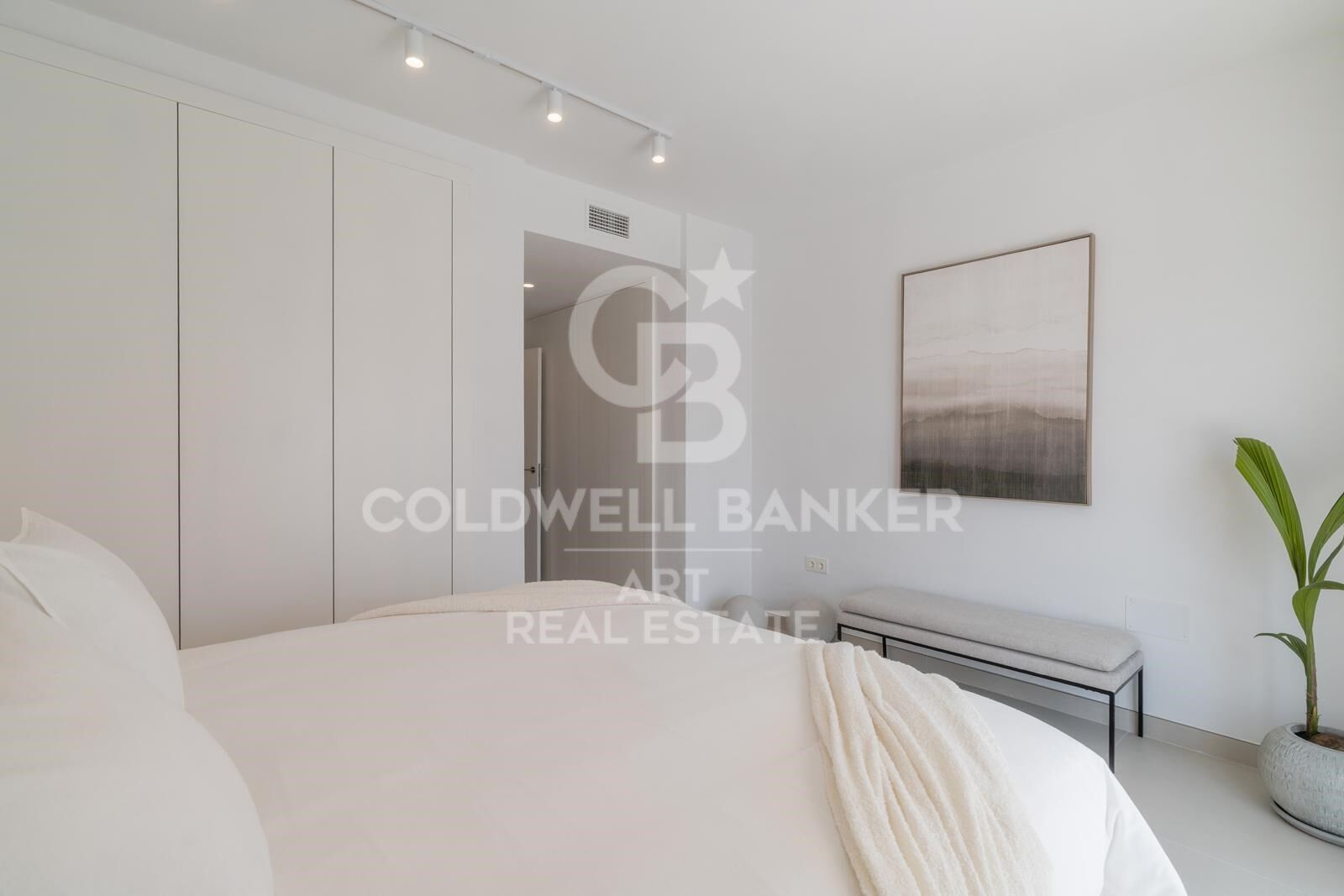 Beeindruckendes renoviertes Duplex-Penthouse in Strandnähe in San Pedro