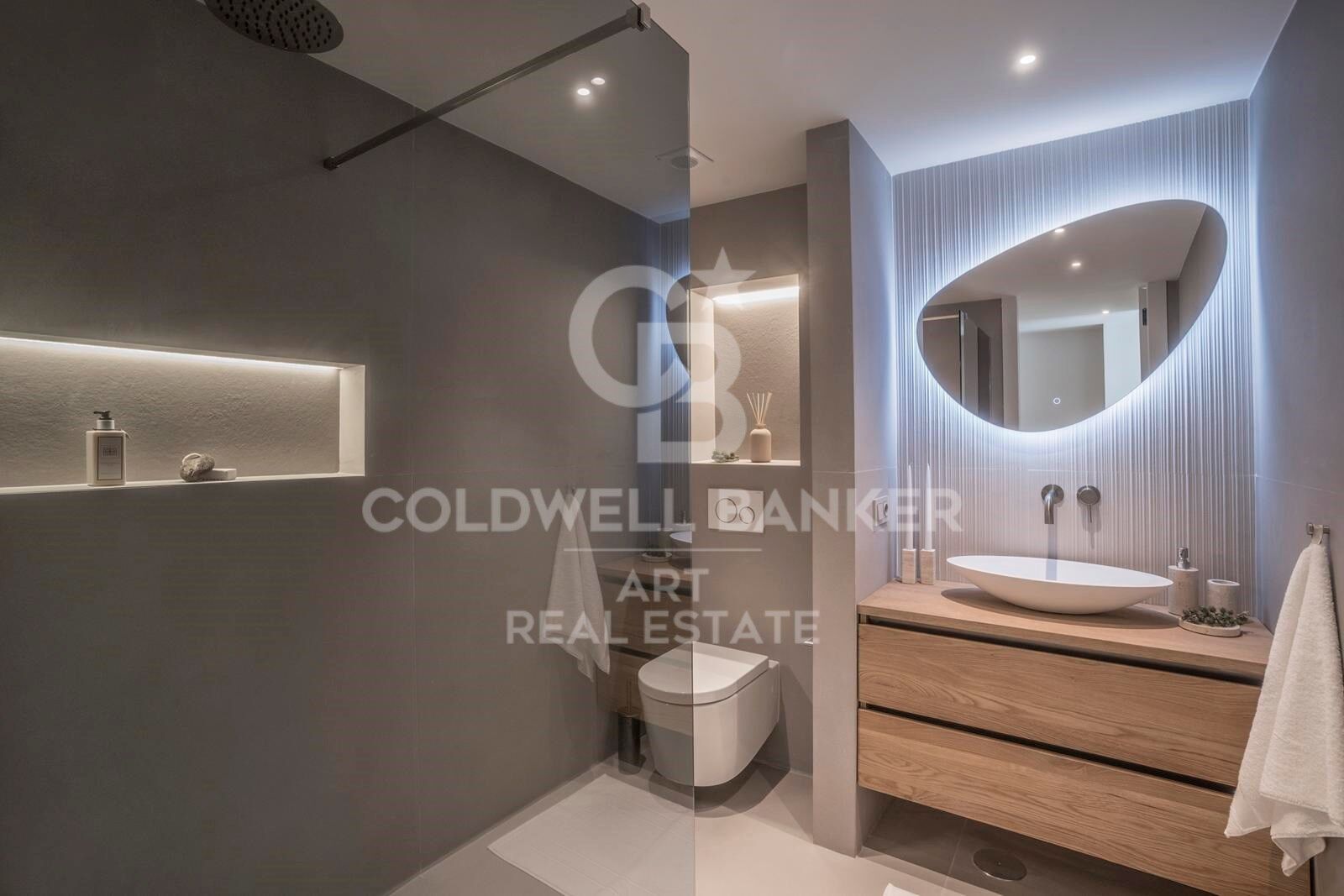 Modern apartment with private pool and breathtaking views - Nueva Andalucía