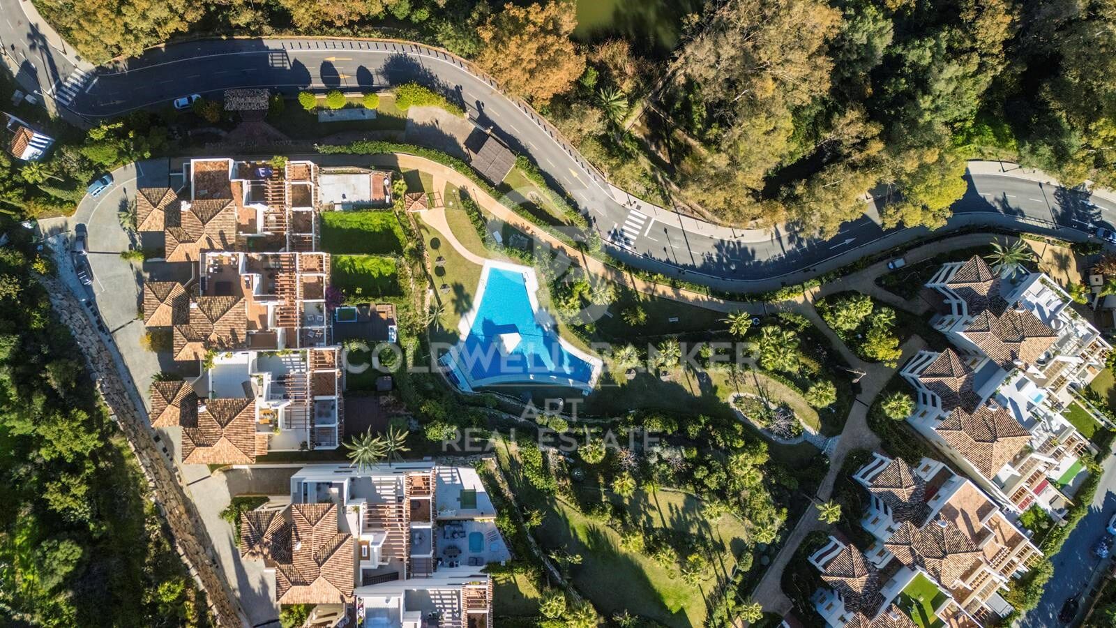Modern apartment with private pool and breathtaking views - Nueva Andalucía