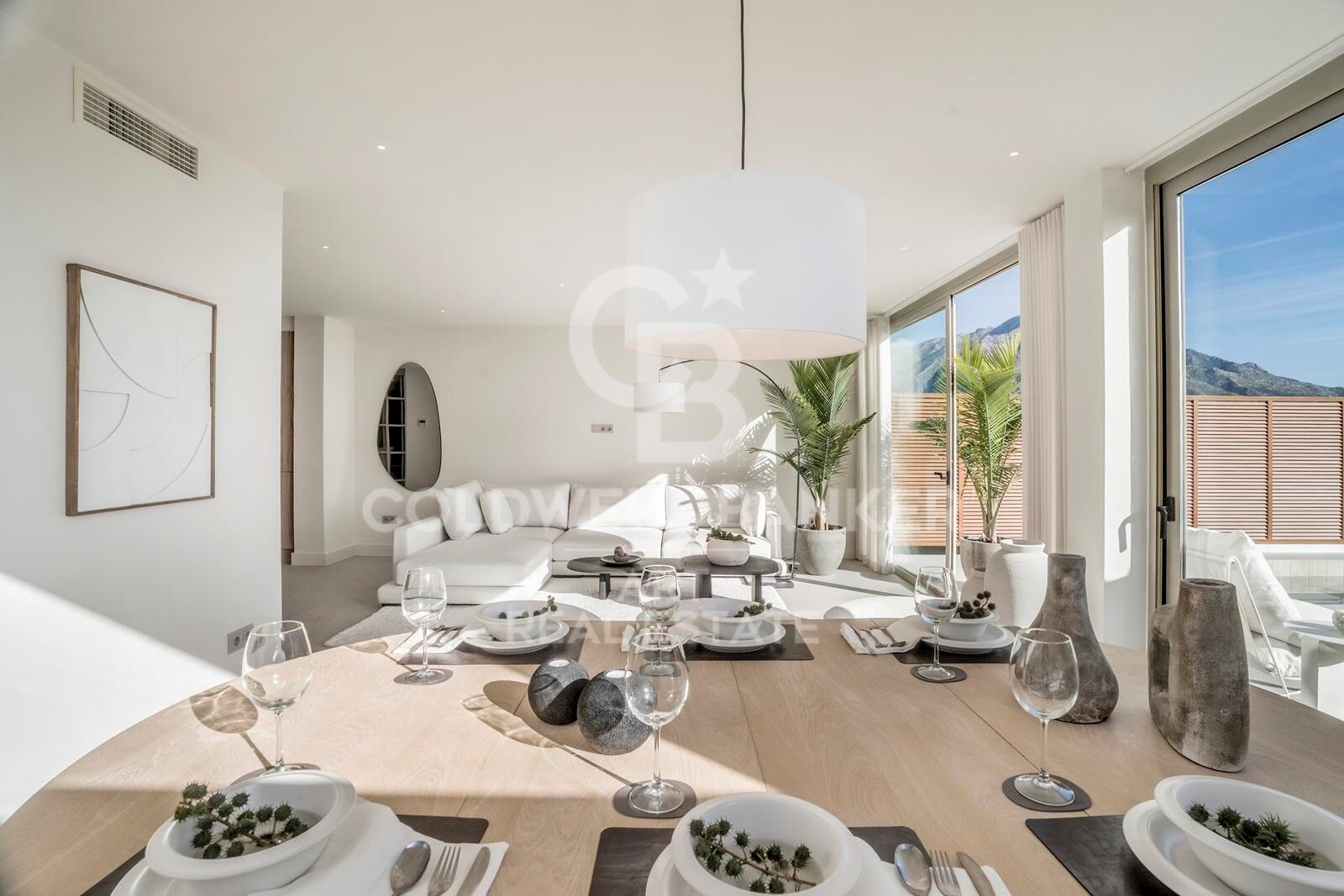 Modern apartment with private pool and breathtaking views - Nueva Andalucía