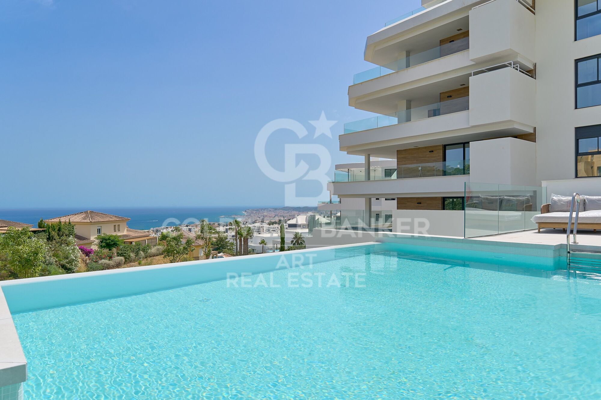 Sofisticados áticos, villas con jardín y apartamentos de lujo en El Higueron, Fuengirola