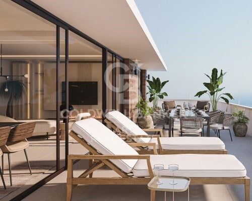Sophisticated penthouses, villas with gardens and luxury flats in El Higueron, Fuengirola