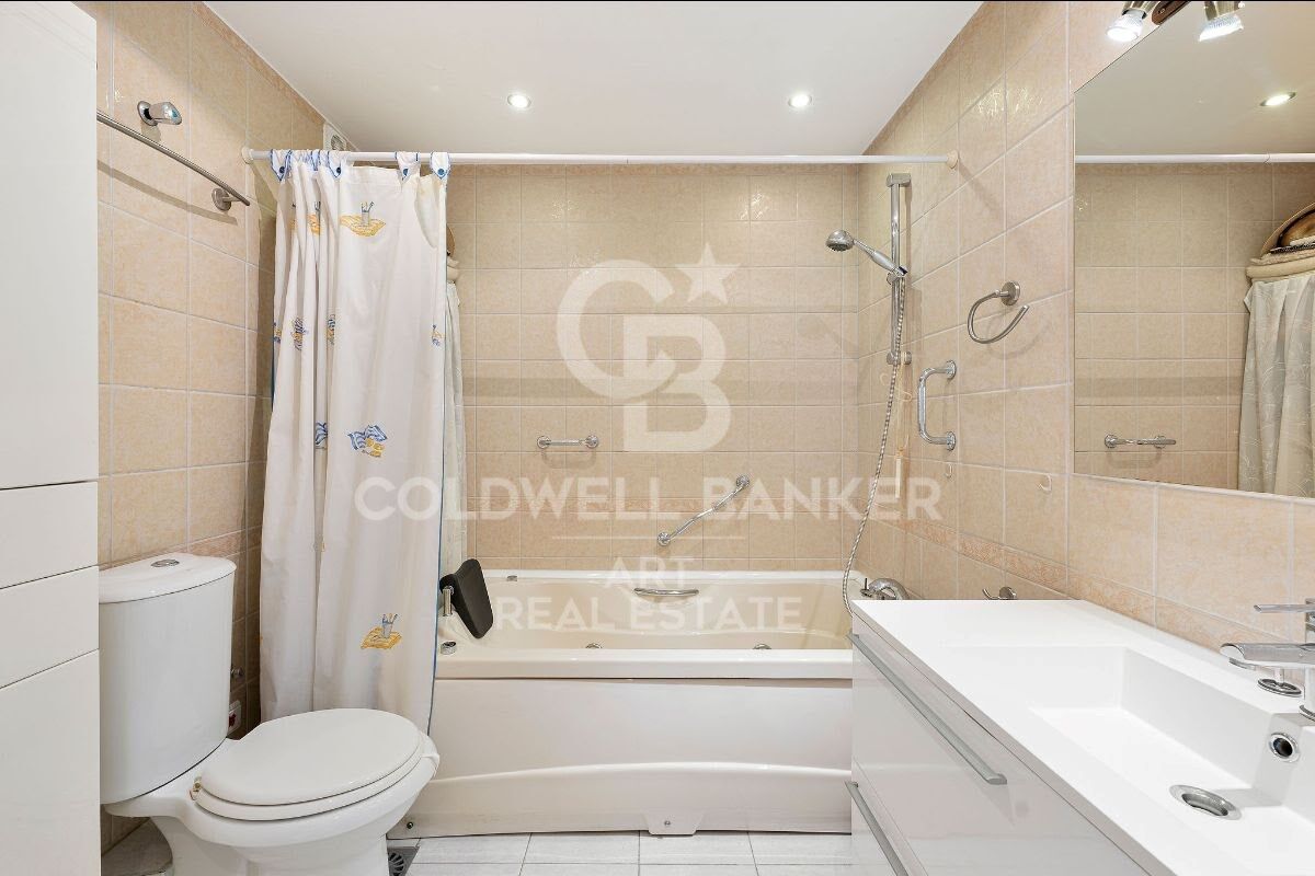 Penthouse-Wohnung mit herrlichem Meer- und Bergblick, Estepona